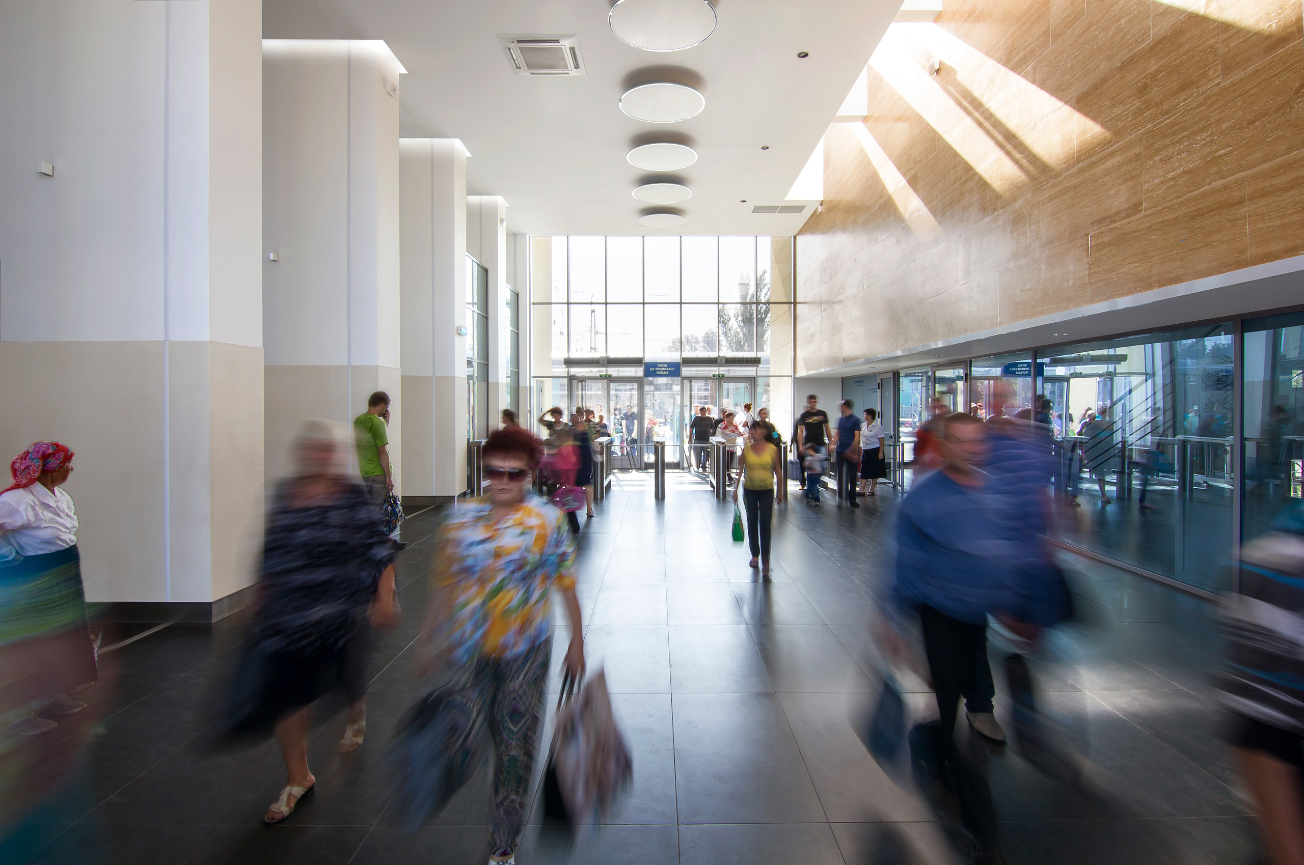 乌克兰斯洛伐茨克火车站室内设计案例分析-1