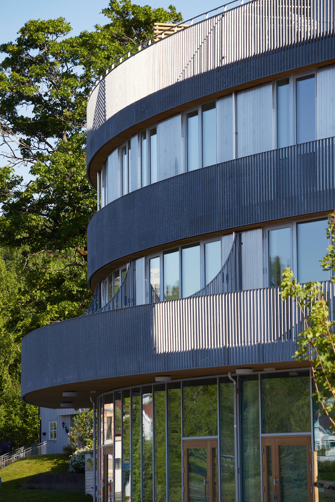 角楼 | 拥抱山丘的现代住宅设计-55