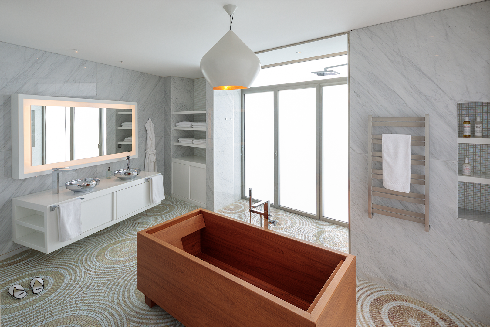 伊斯坦布尔顶层公寓，钢铁与艺术的完美融合-31