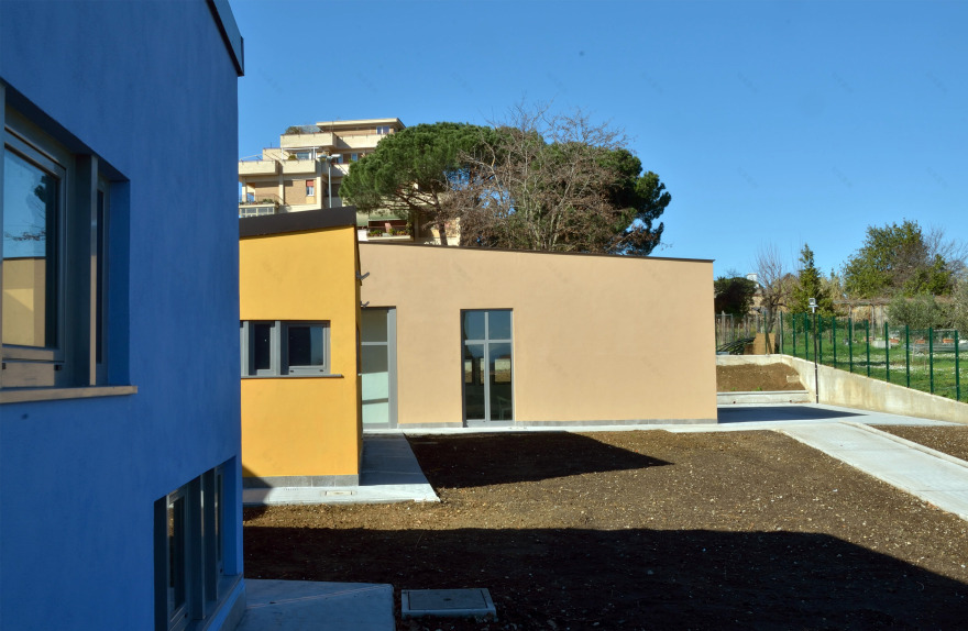 罗马郊外 700 平米木结构幼儿园设计-4