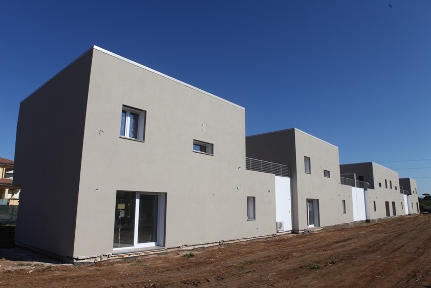 意大利绿色环保别墅群 · 家庭友好,节能环保的设计理念-1