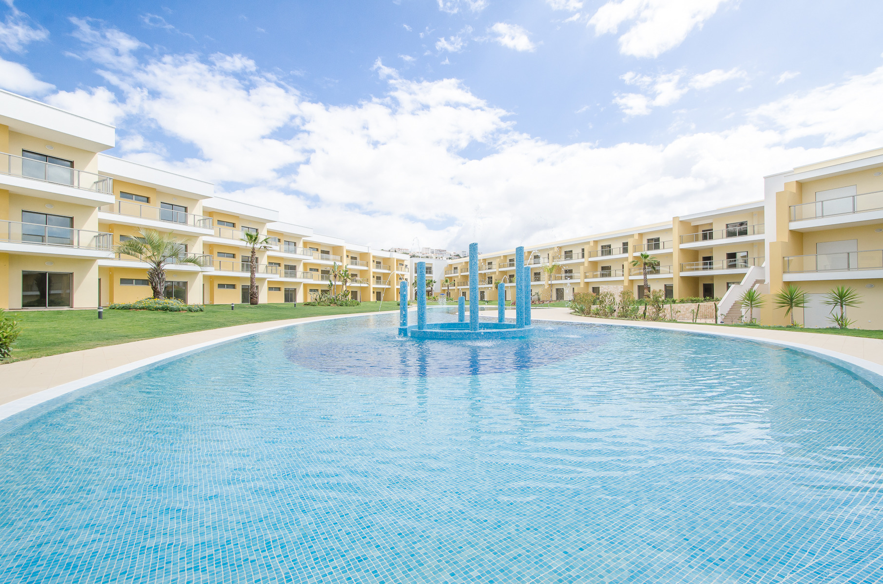 阿尔布费拉公寓，简约品味团队的完美呈现-21