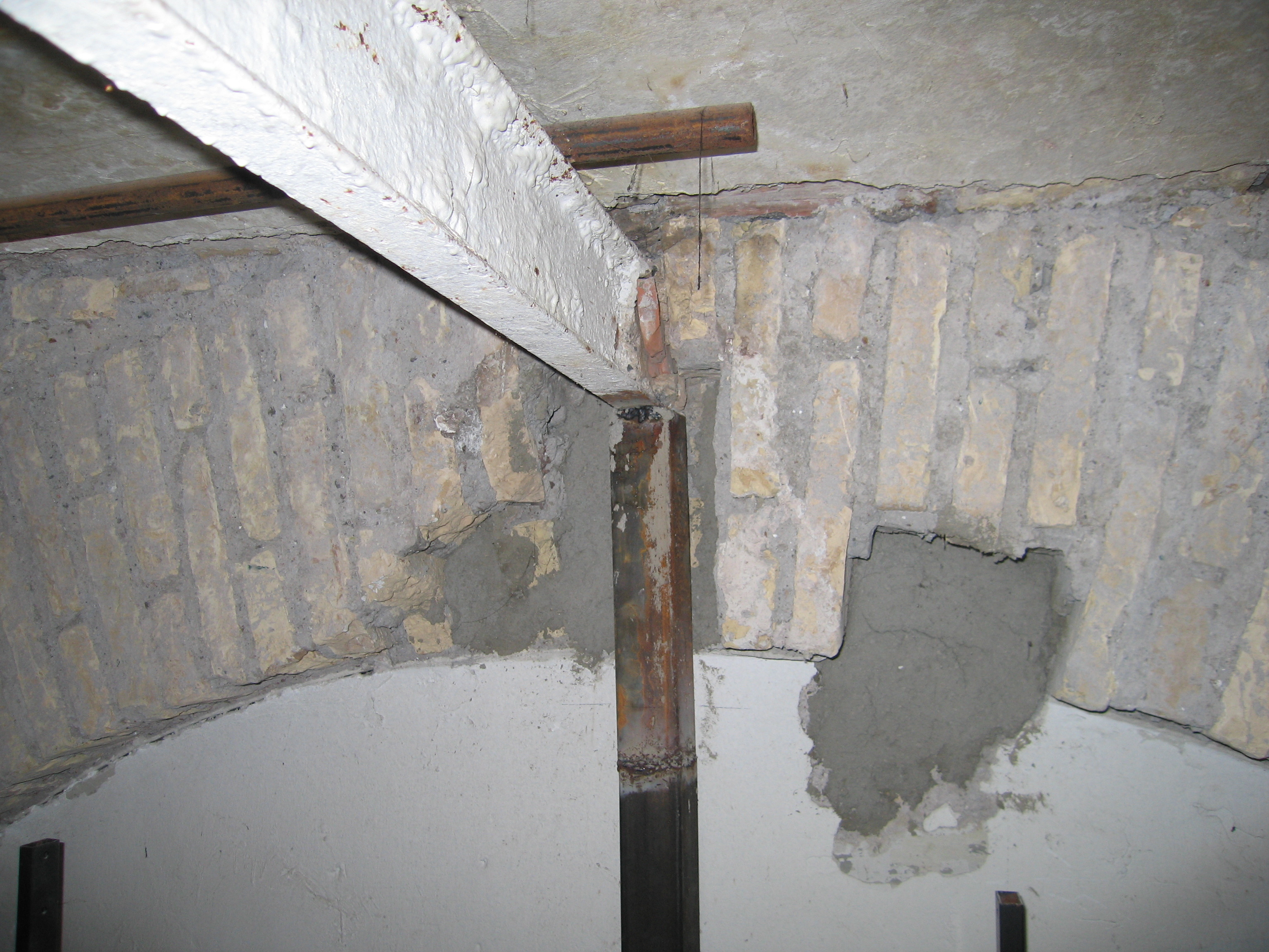 2007 年罗马历史建筑结构加固修复案例-30