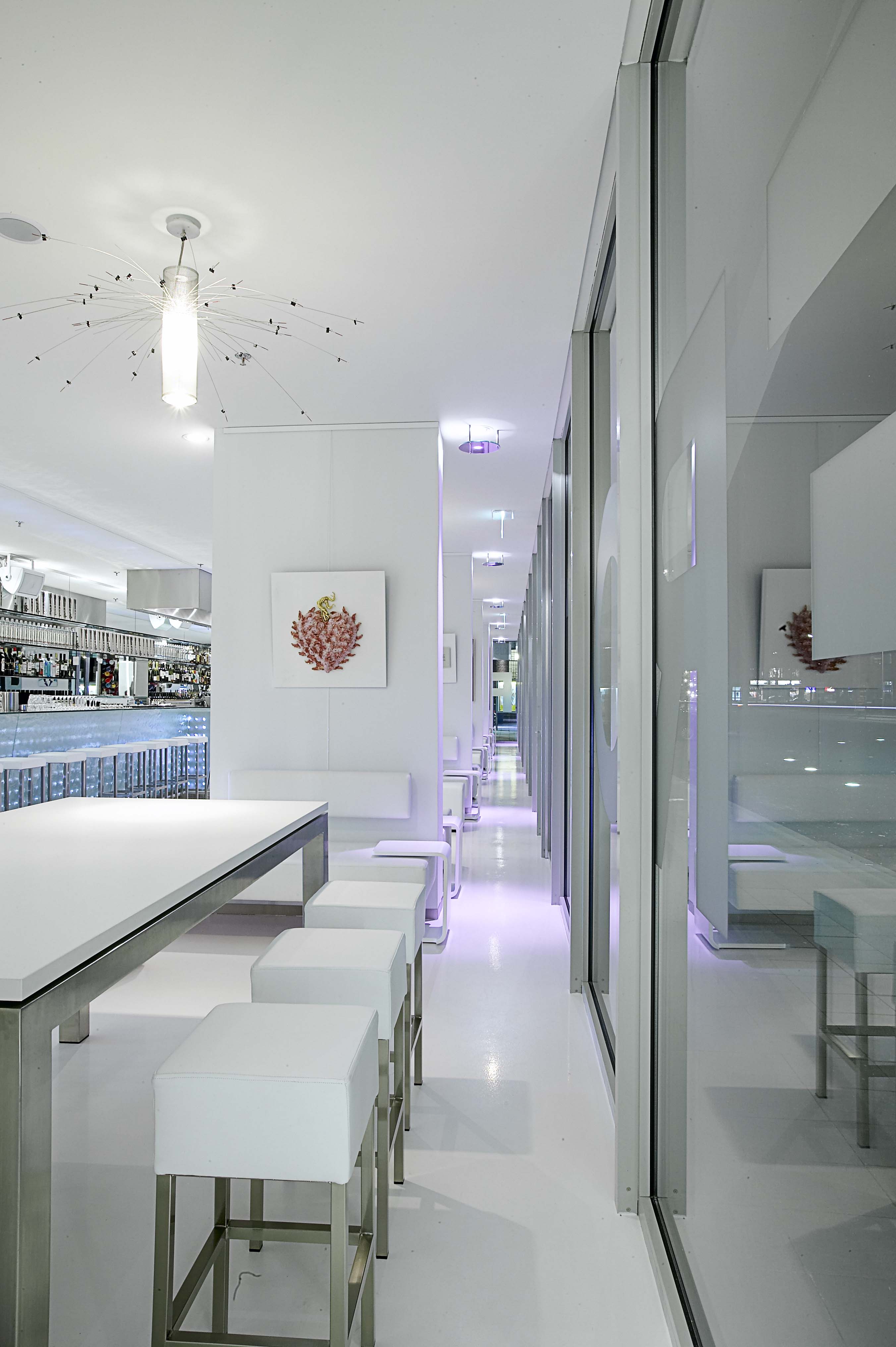 剧院空间新定义 | 融入城市生活,打造多功能文化场所-1