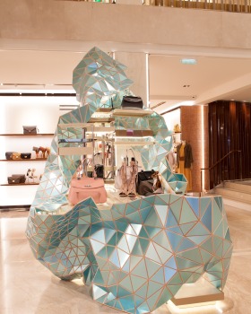 巴黎 Longchamp 旗舰店