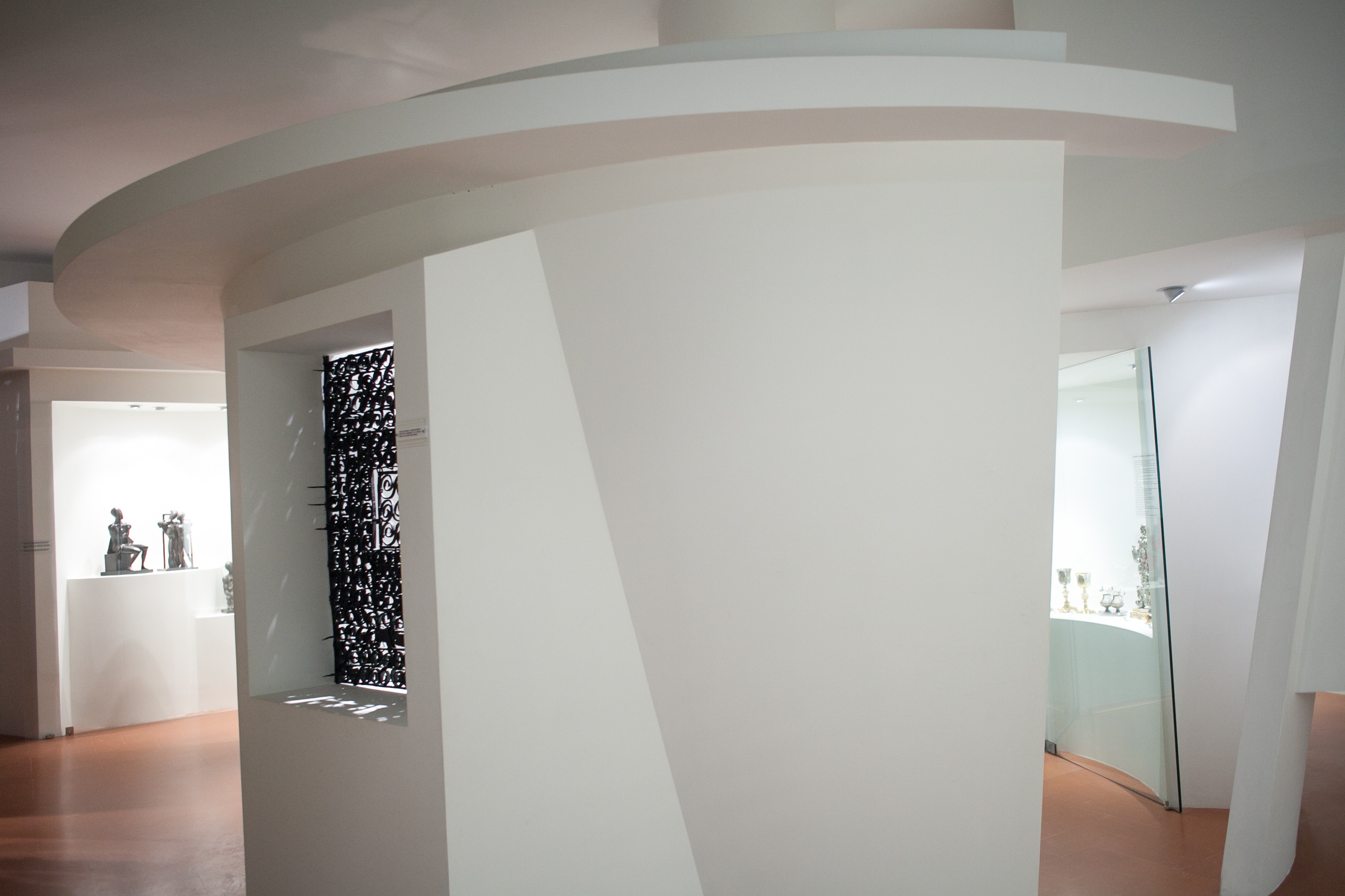 湖中古修道院的重生 · 圣菲利帕 mareri 博物馆-13