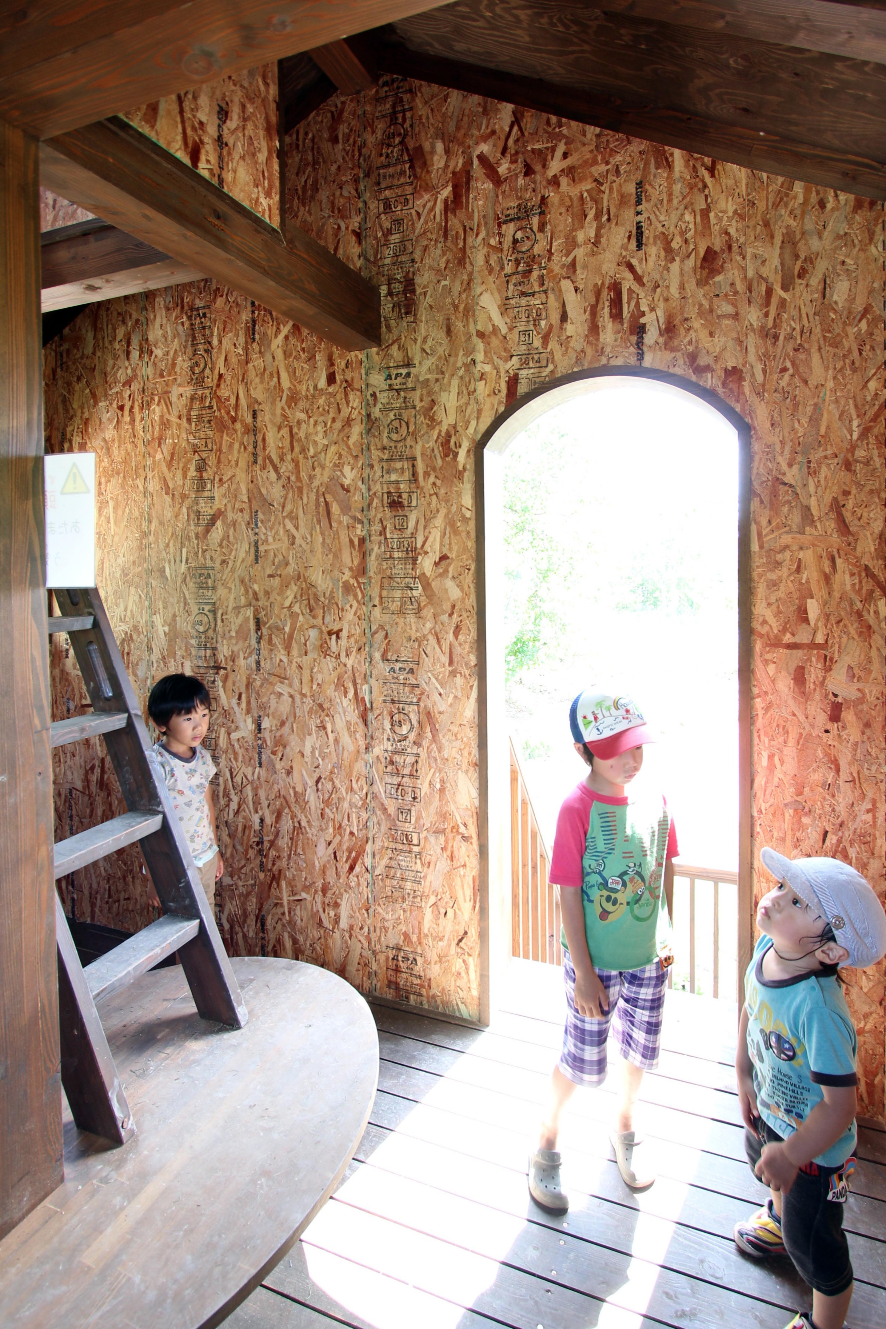 2015 年完成的库鲁米娜公共花园-41