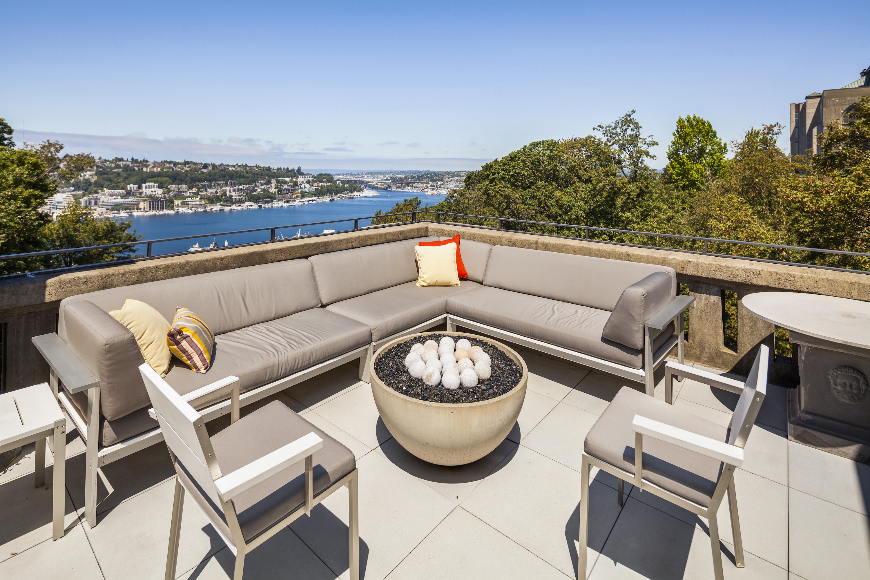 Seattle 历史地标建筑的现代新生-18