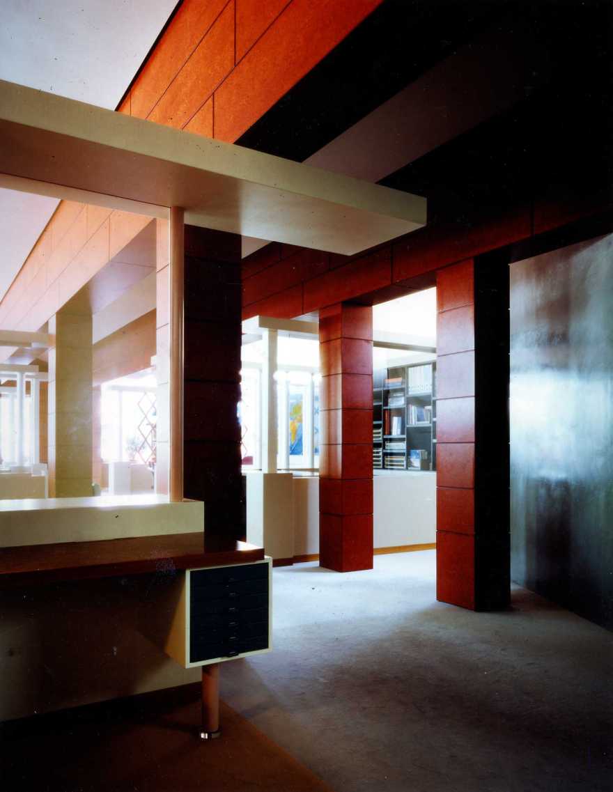 阿玛尼设计室打造 2010 年 Cosa 旅行社室内设计-7