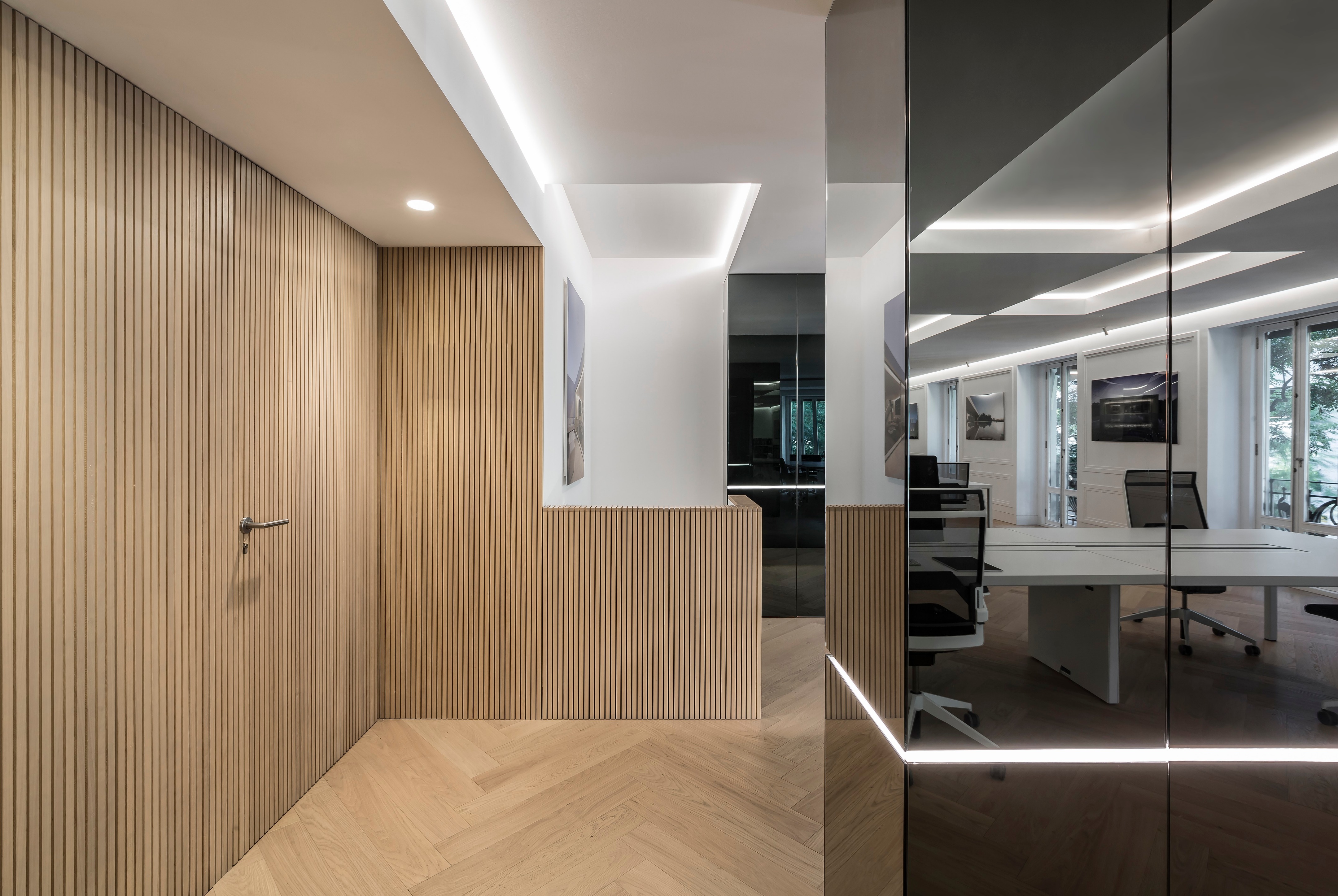 融合传统与现代的办公空间设计-12