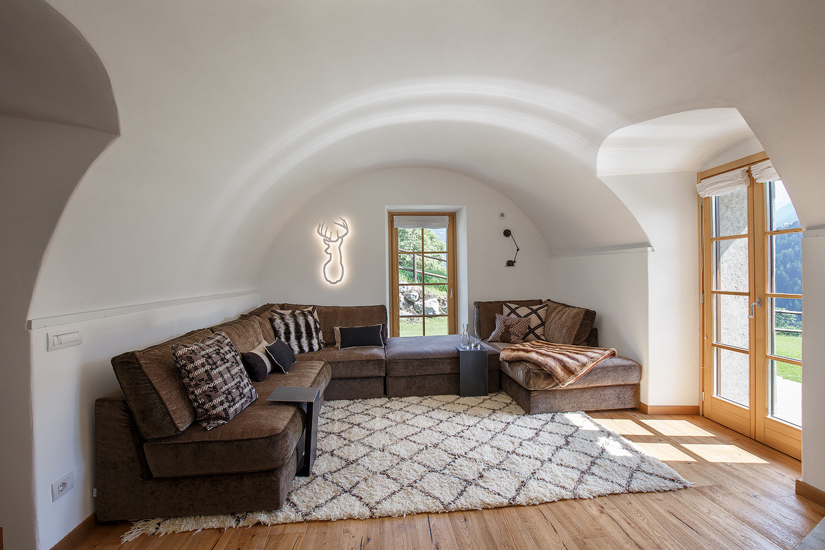 古宅新生 | 1669 年瓦尔特住宅的现代复兴-2