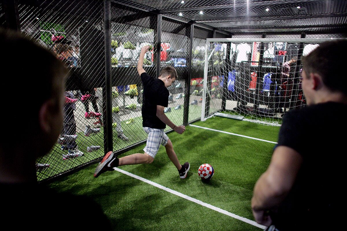 《足球狂热》专业足球商店-0