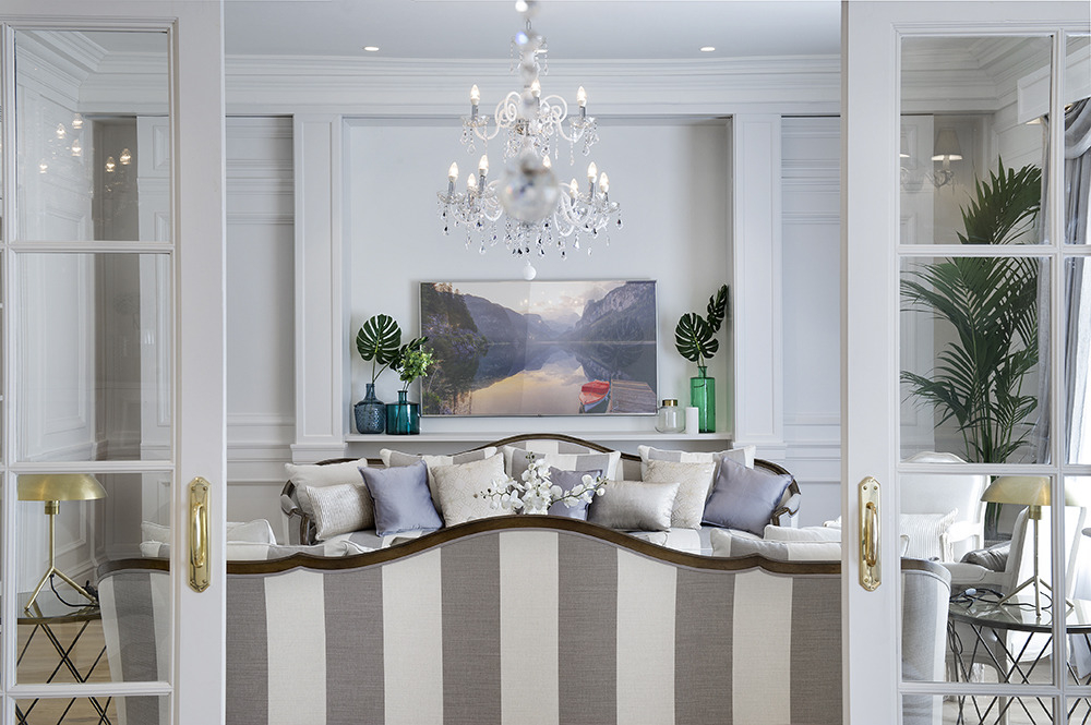 跃居之上 | 顶层公寓的室内设计魅力-11