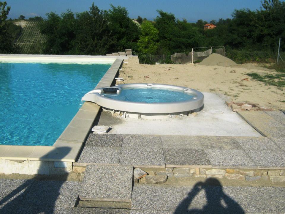 泳池别墅翻新记——无障碍通道与兽医诊所的完美结合-1