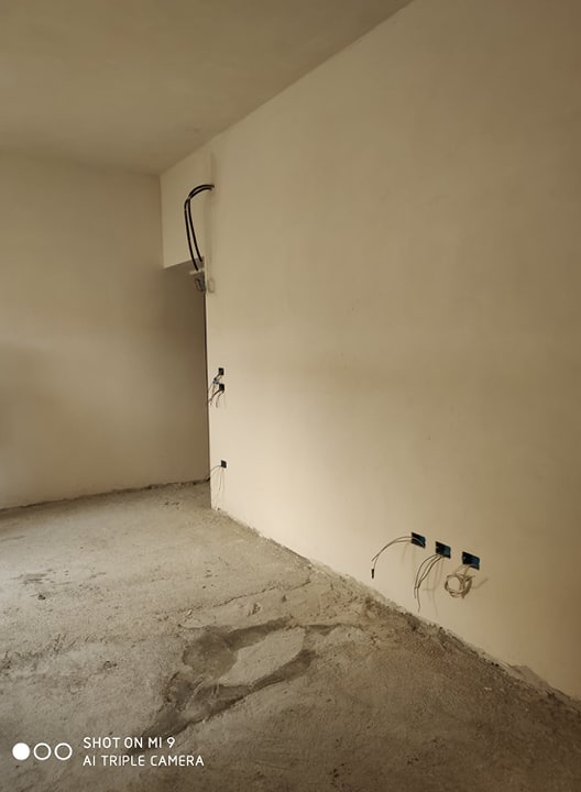 独特的色彩搭配与环保材料打造的意大利公寓-19