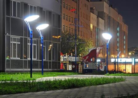 多样街头柱设计展现城市魅力-8