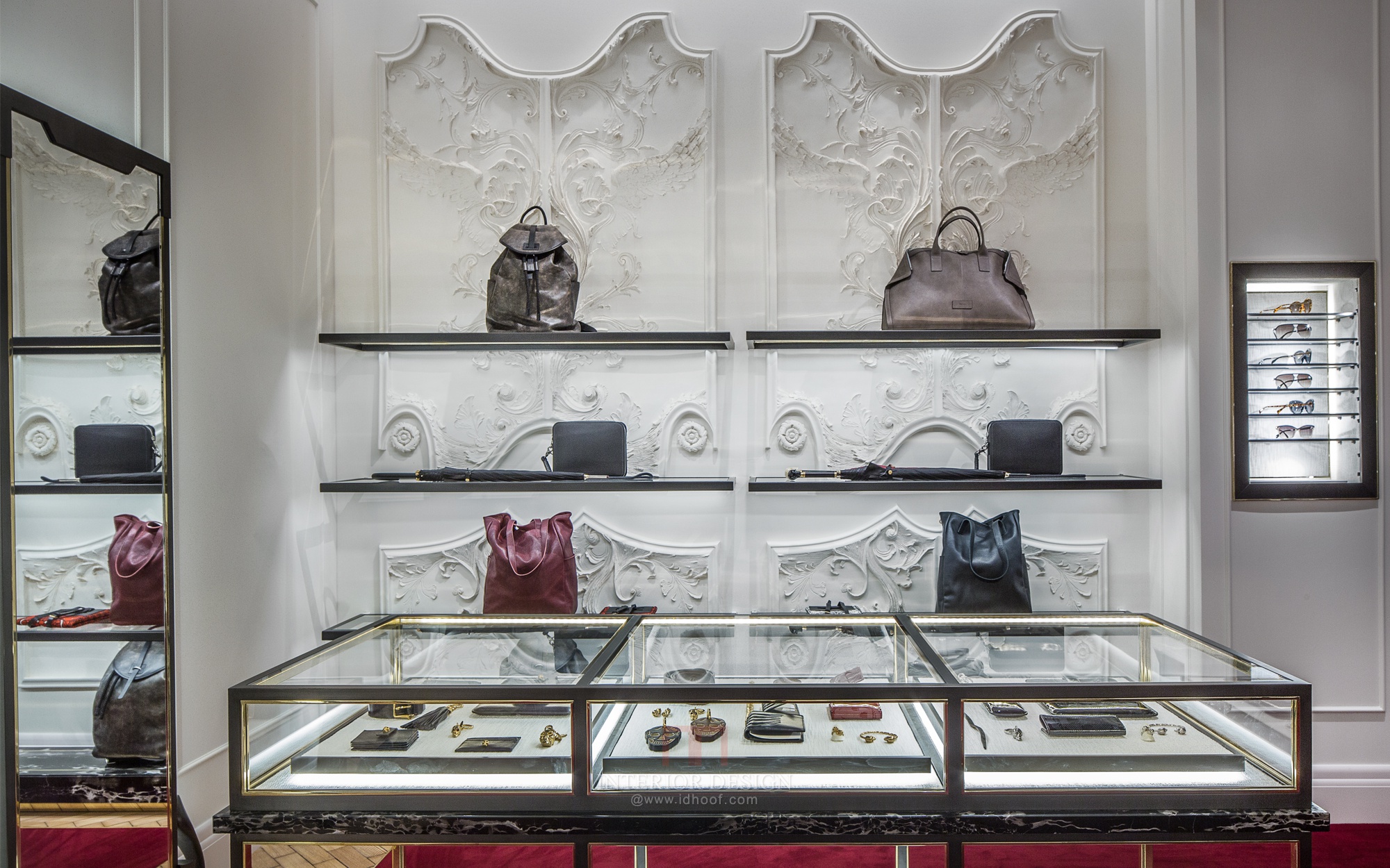 商店 McQueen David Collins 服装 A-6