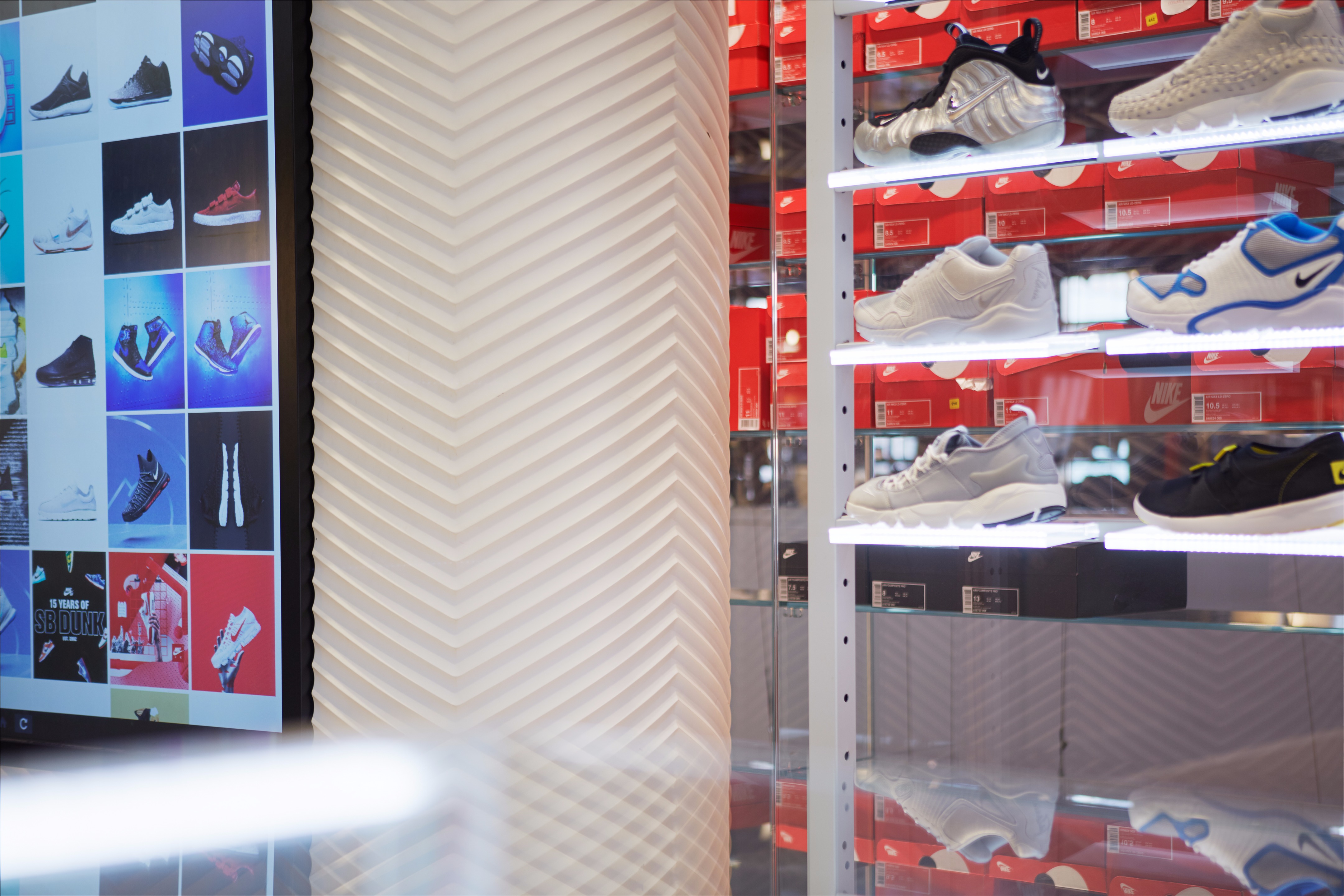 伦敦耐克旗舰店,现代与古典的完美融合-12