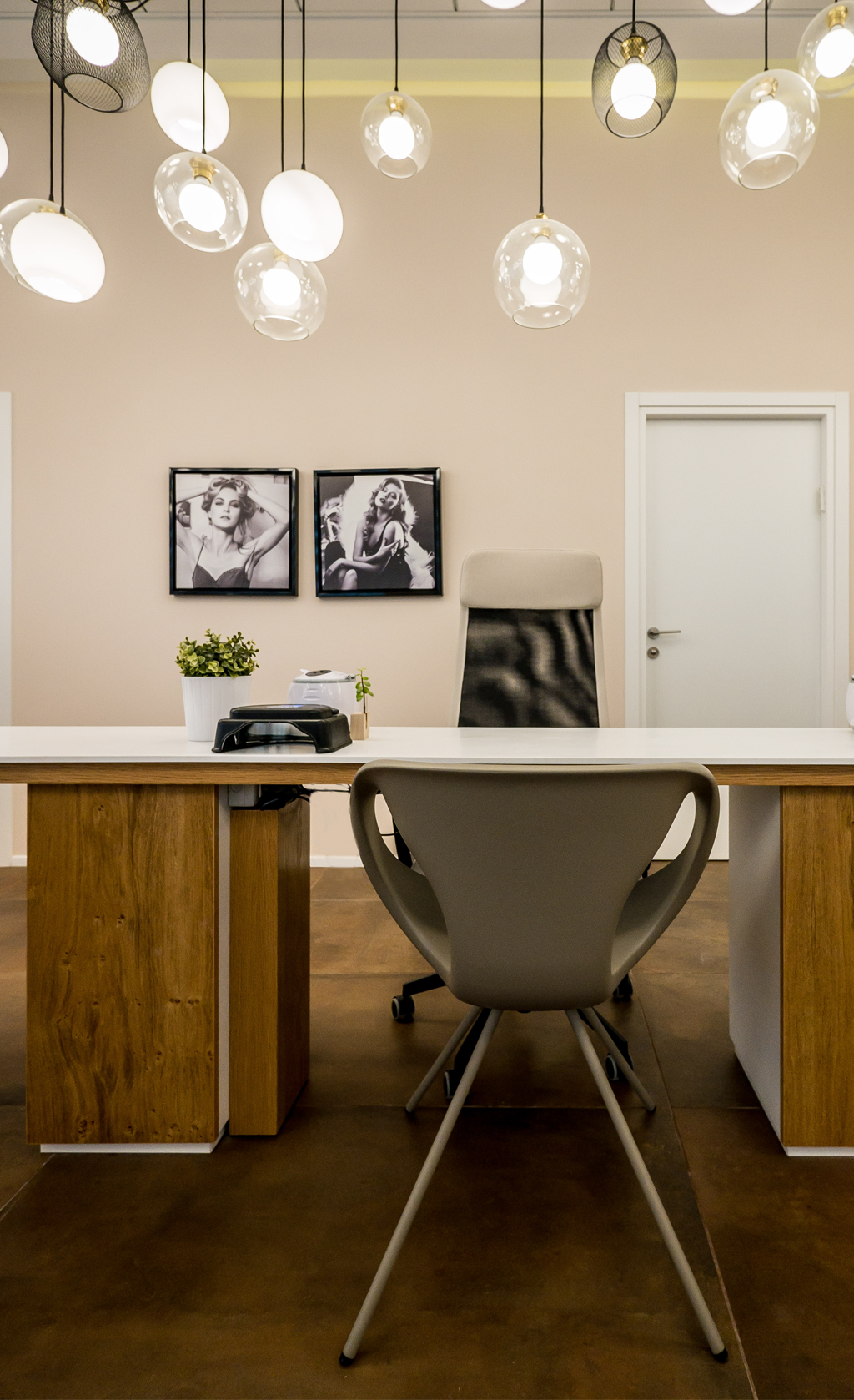 简约时尚的以色列美容沙龙设计-13