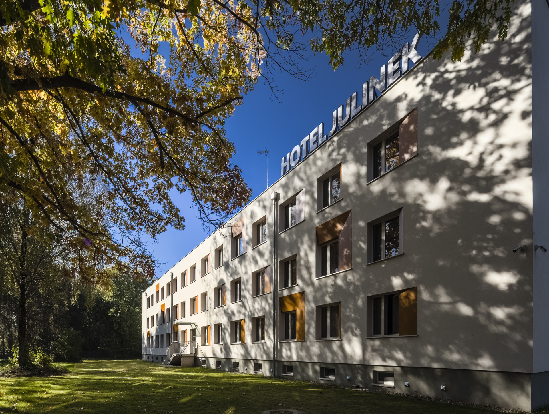 2017 年完成的 Hotel Julinek 酒店设计-4