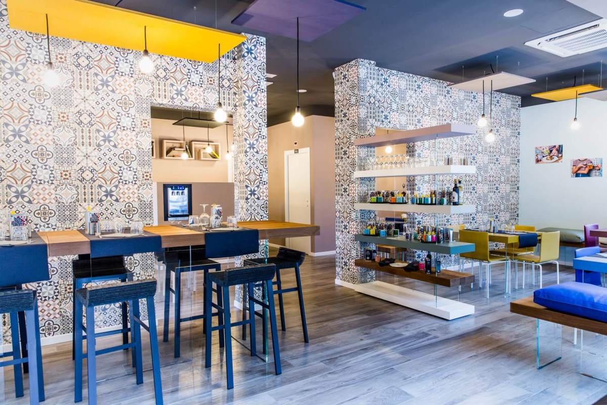 意式风华创享空间——"吻"餐厅设计-0