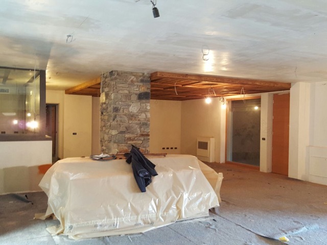 别墅,餐厅·木材和石头-36