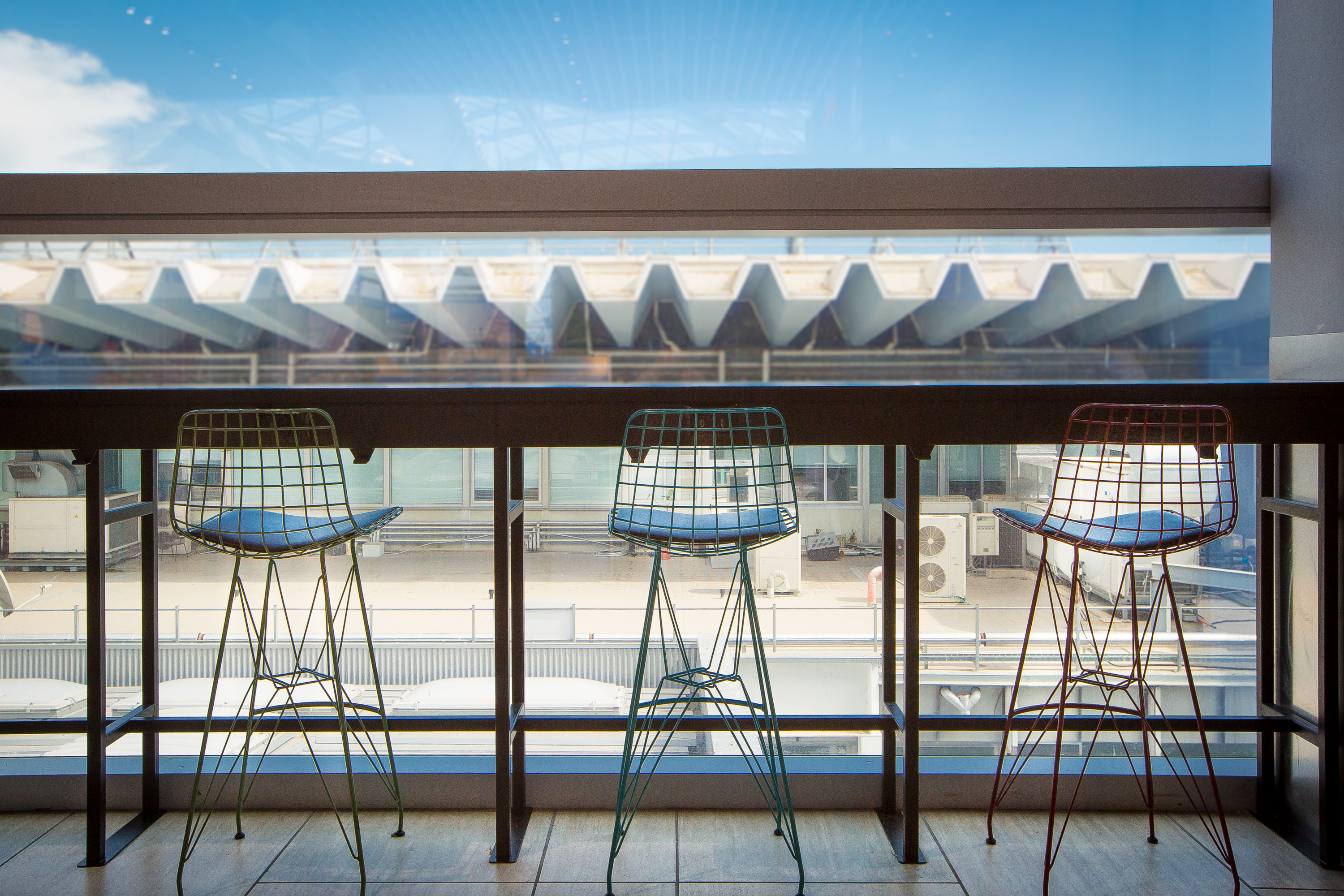 罗马菲乌米奇诺国际机场的非凡餐饮空间-1