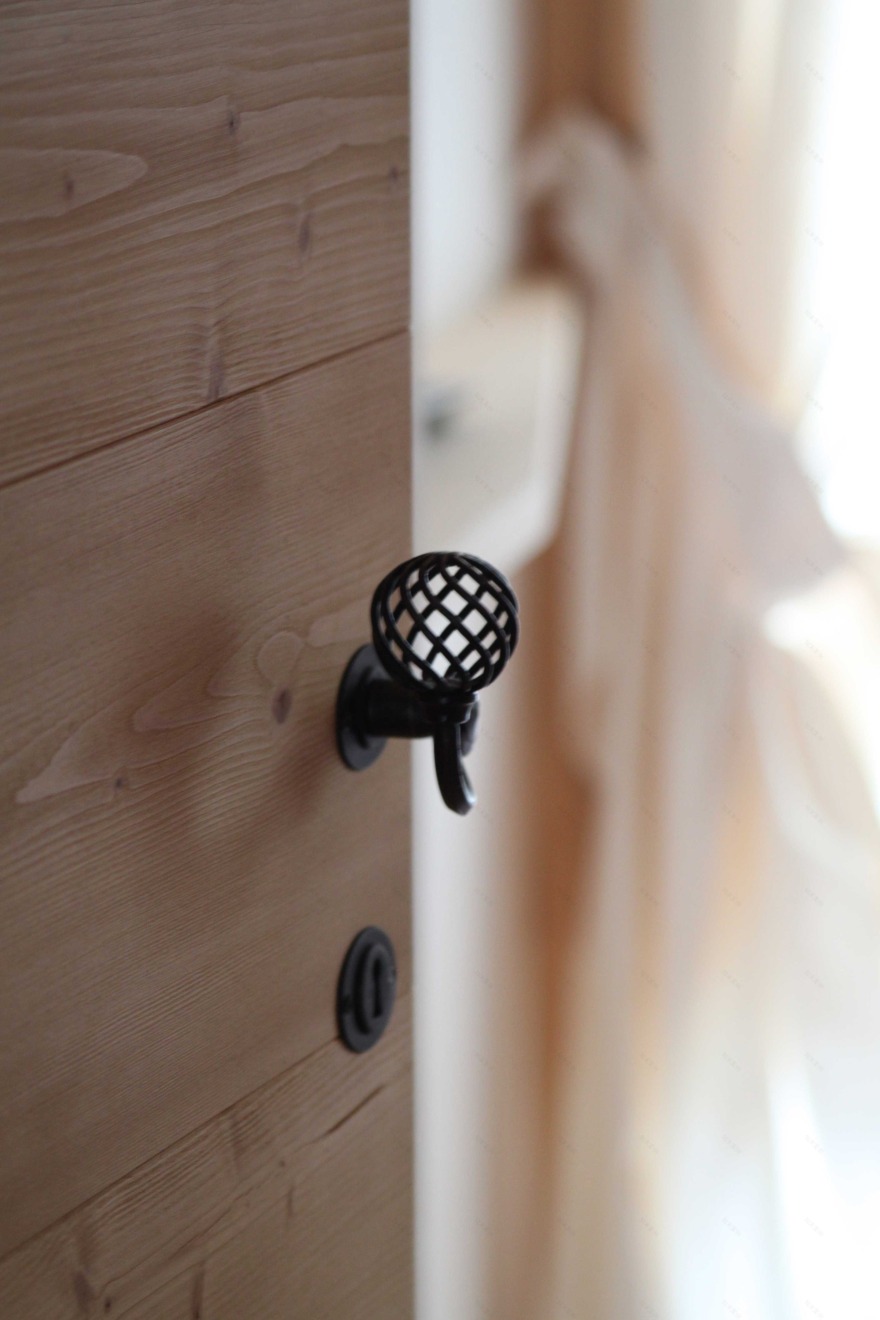 传承匠心,打造独特木艺空间-0