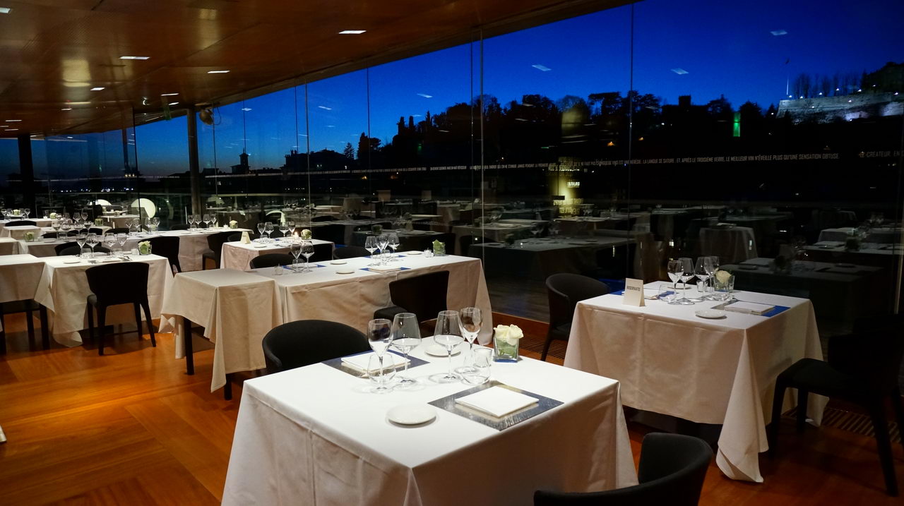 意式风情屋顶花园餐厅-5