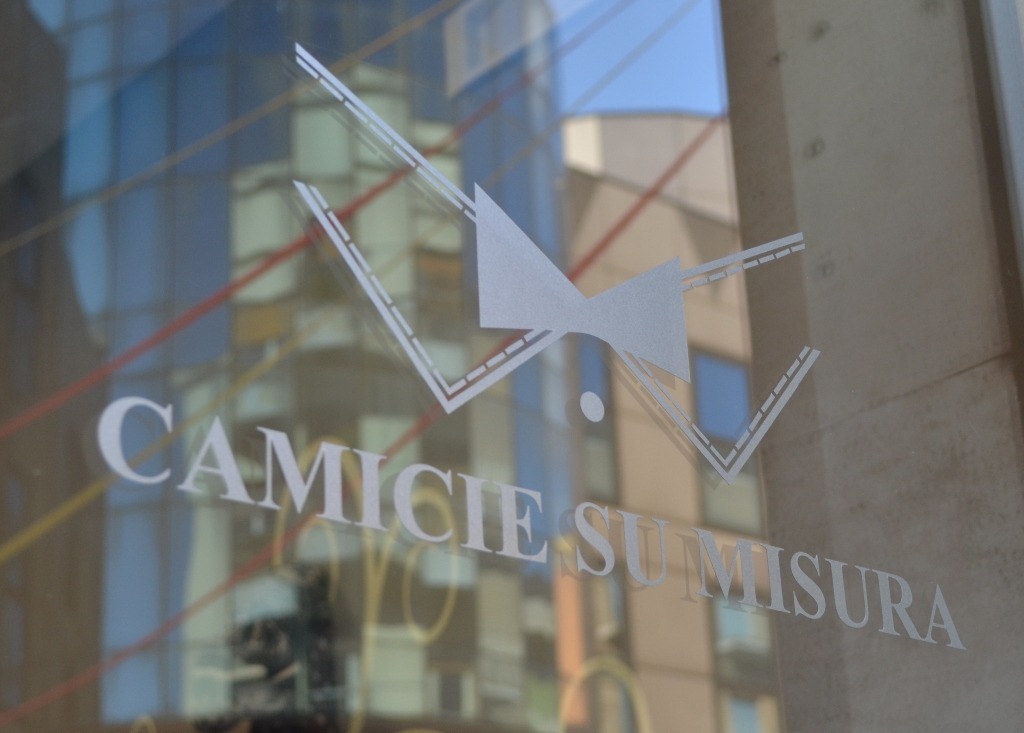 简约优雅的"La Cravatta"商店设计-27