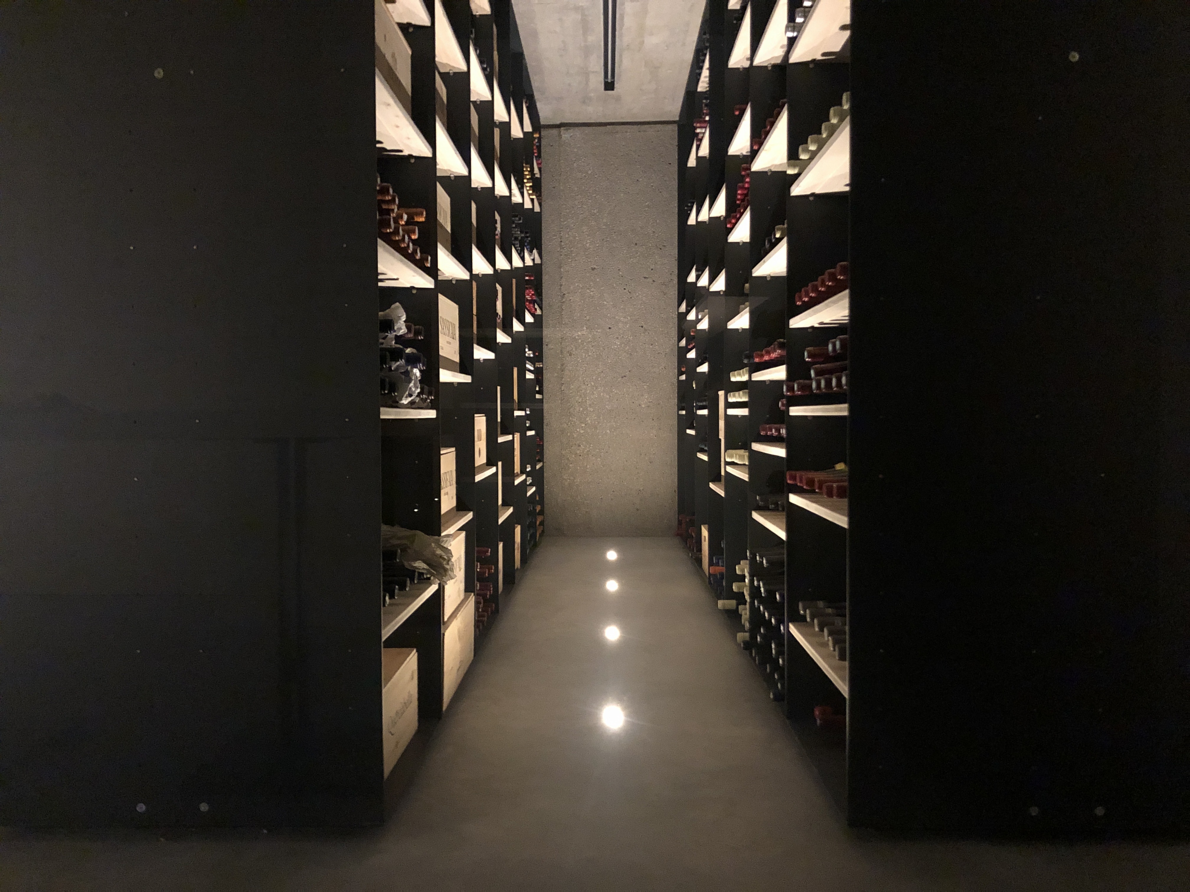 湖边餐厅酒窖与厨房-23