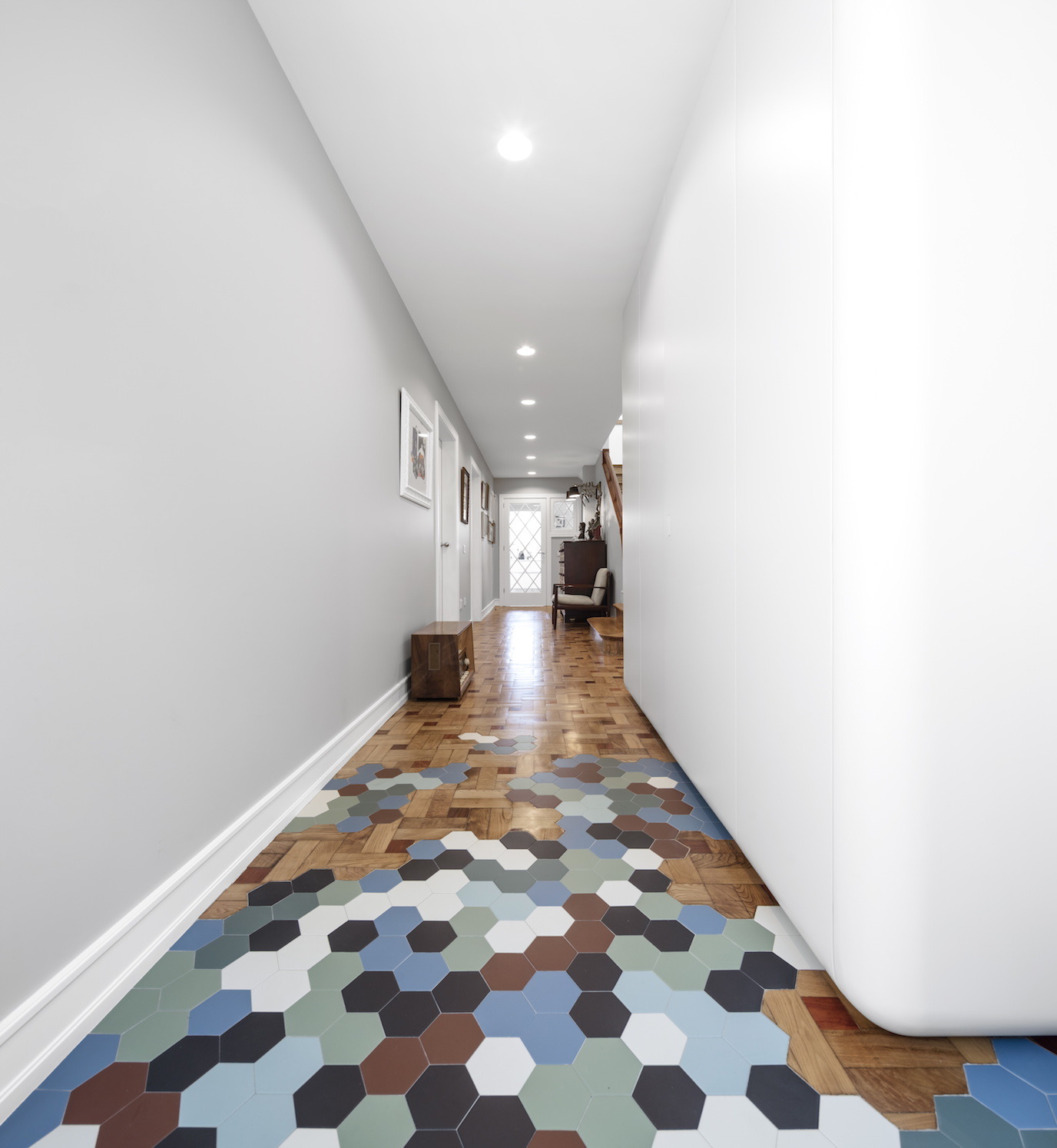 色彩点亮生活，翻新打造现代宜居空间-2