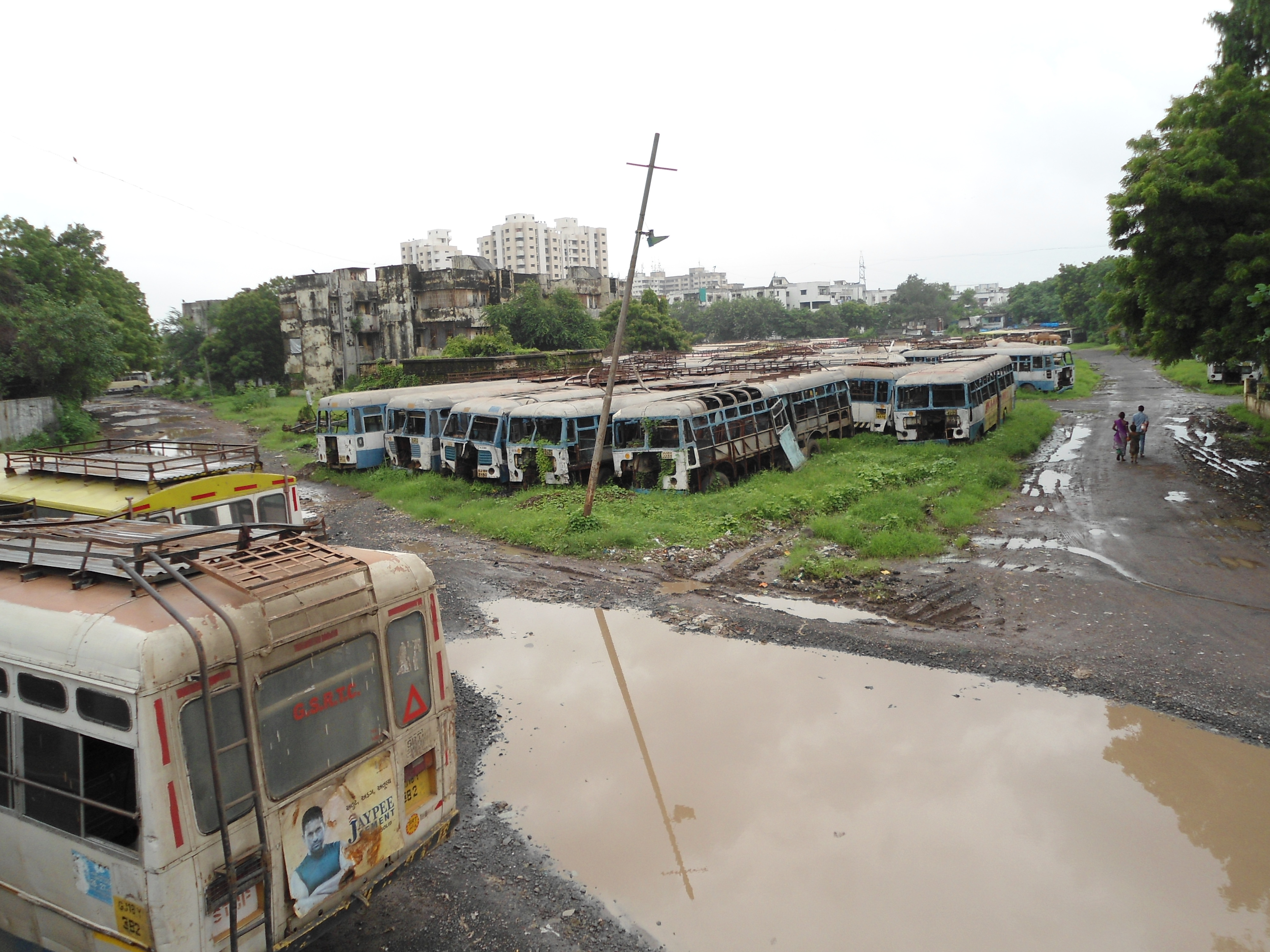 苏拉特市火车站区域的重新设计与再开发-51