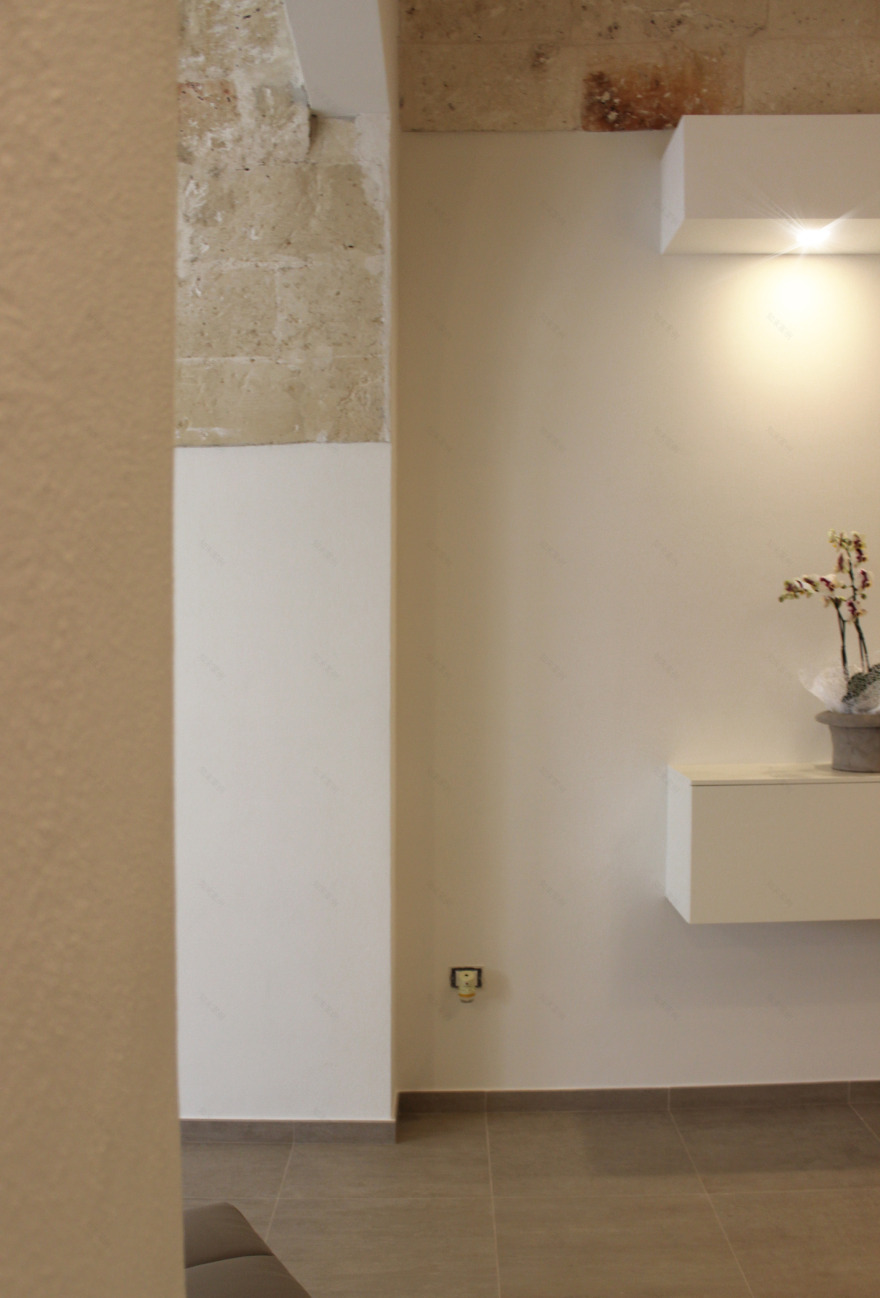 融合历史与现代的意大利老屋改造-17