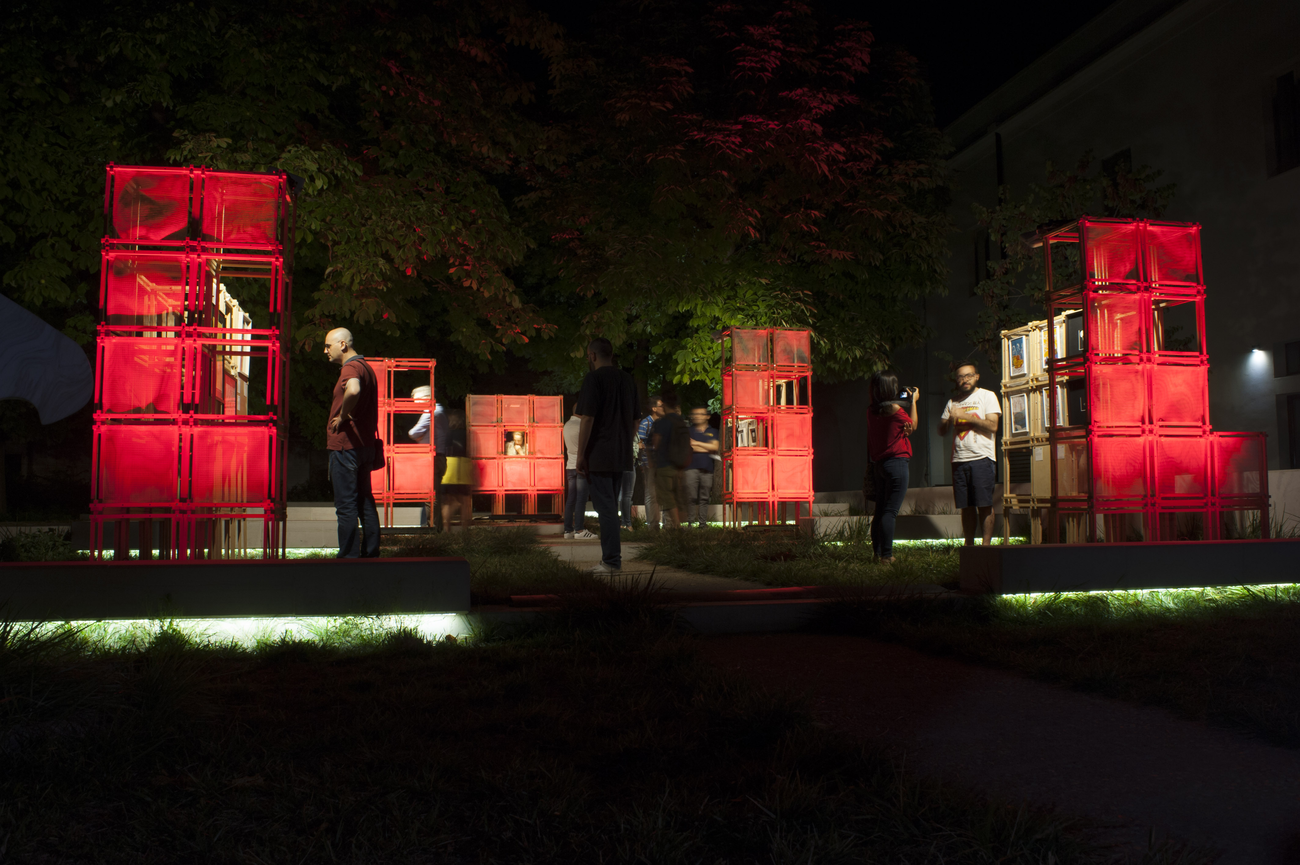 Close 空间艺术装置-31