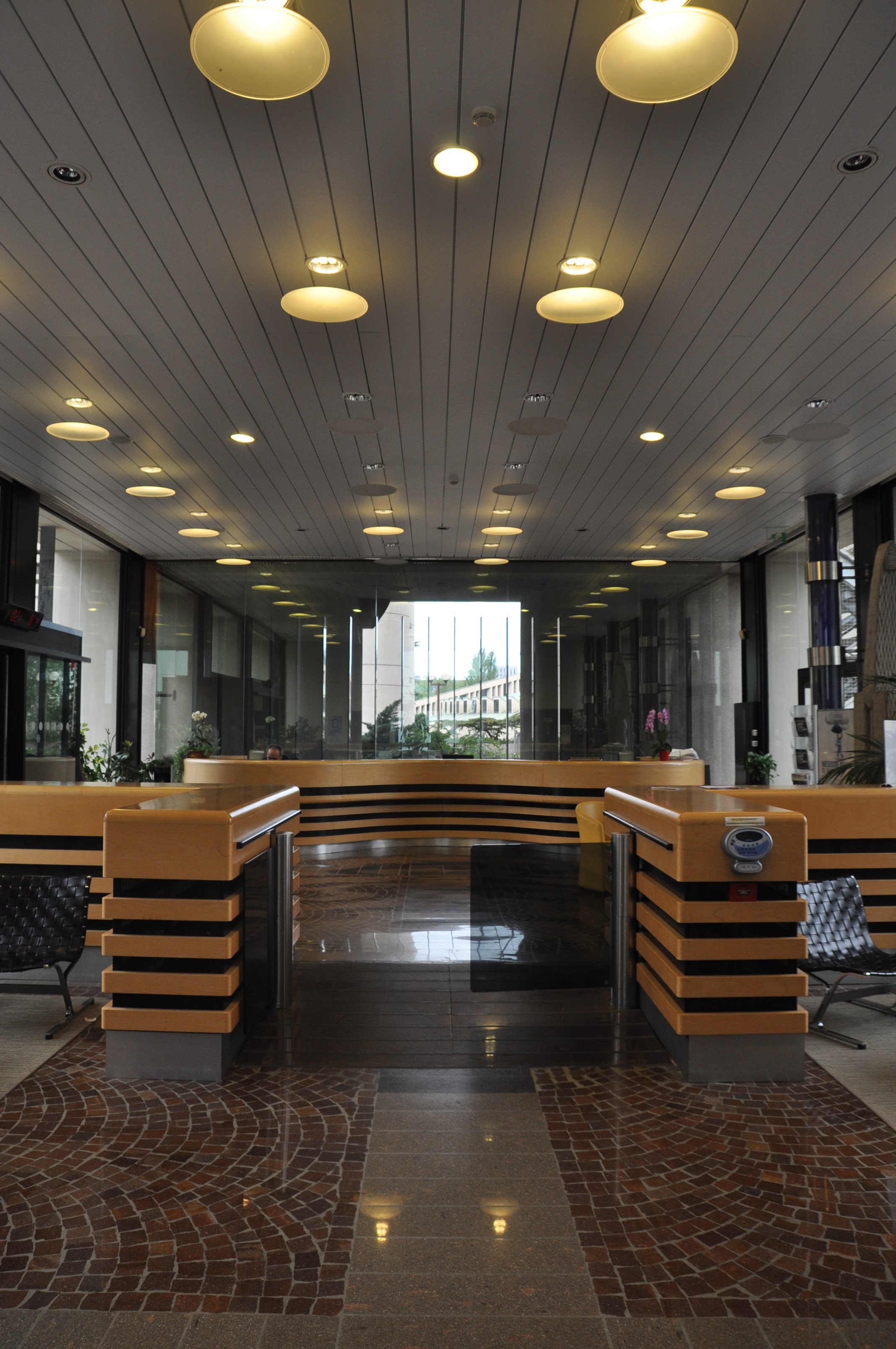 博洛尼亚 CNA 塔楼新入口室内设计-16