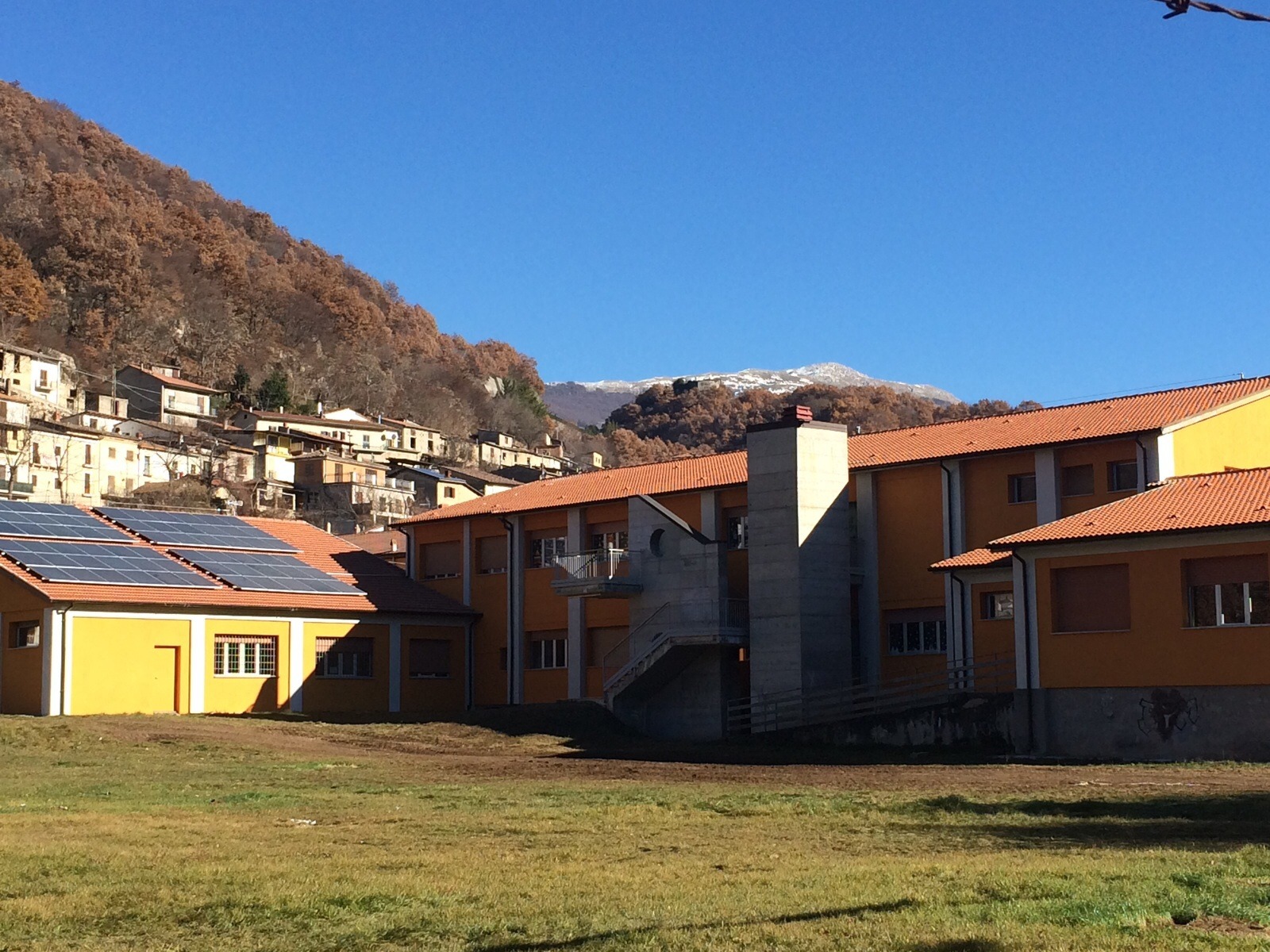 意大利学校能源改造,打造高效节能环保校园-3