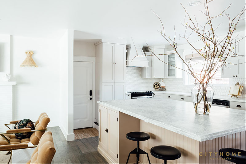 盐湖城带有温暖色调的现代住宅-4