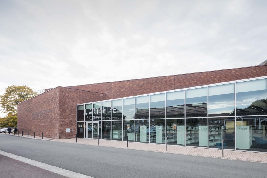 融合多元文化的梅尔辛文化教育中心-1