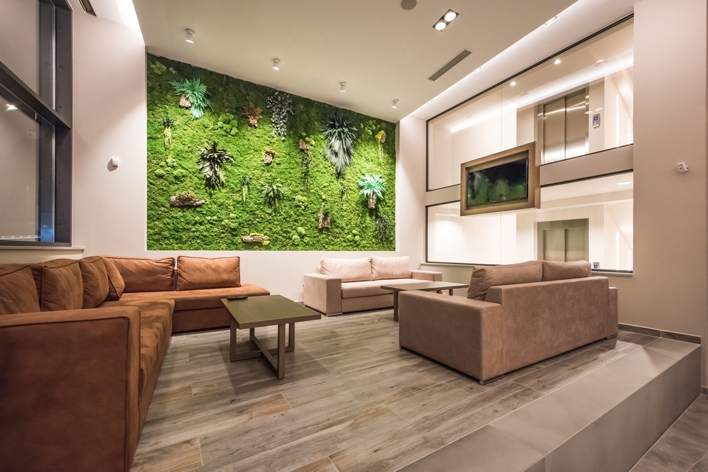 2017 年完成的 KARATZIS S.A.办公室大楼室内设计案例-3