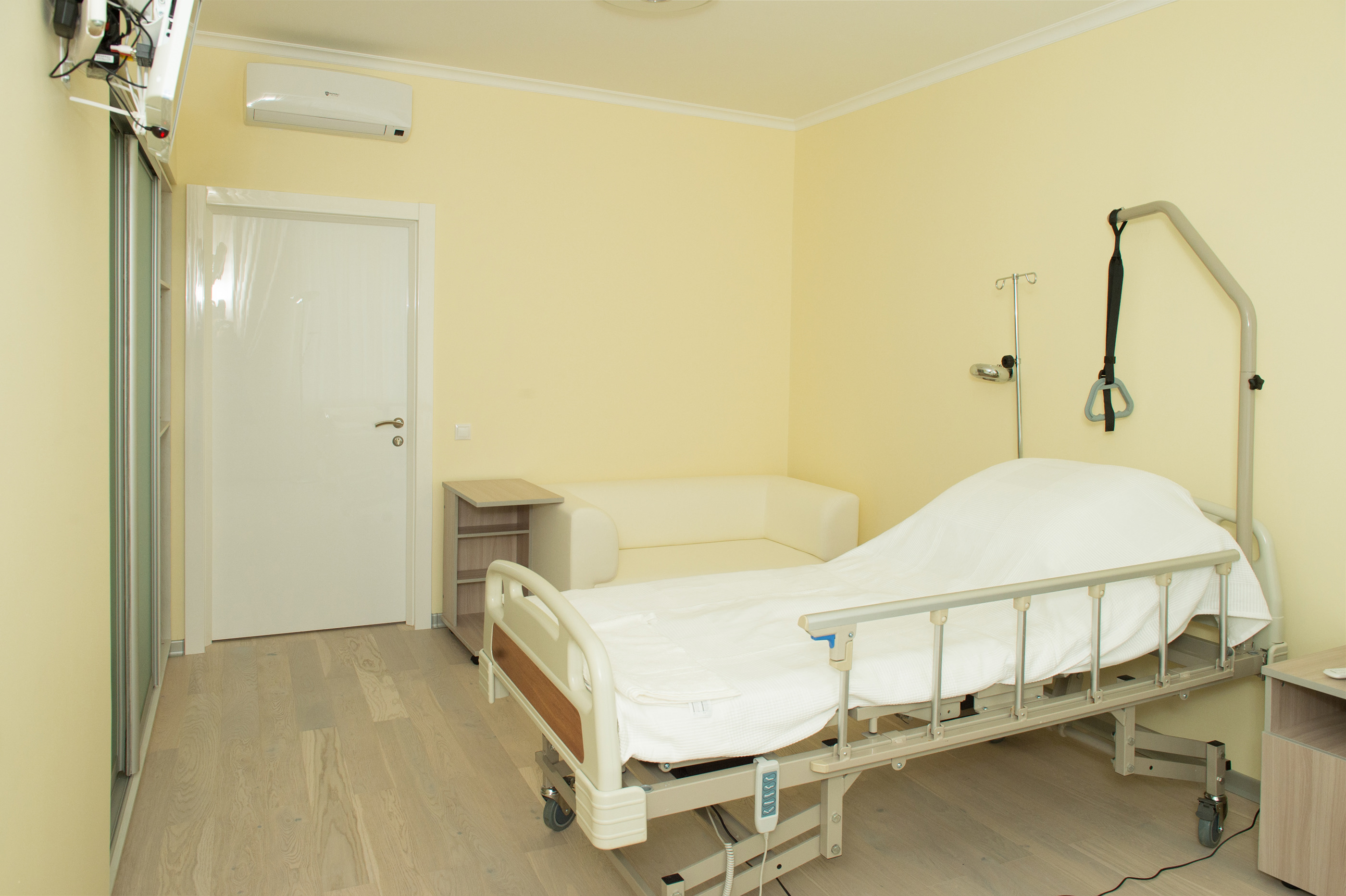 Hospital room in Bryansk, Russia-2