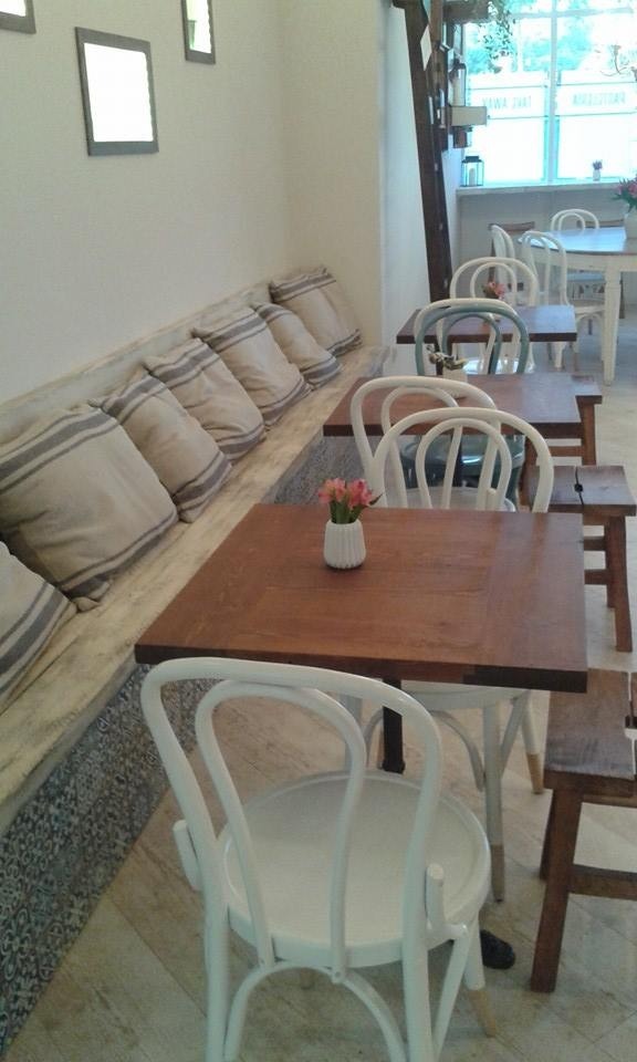 2014 年完成的普罗旺斯风格酒吧设计-10