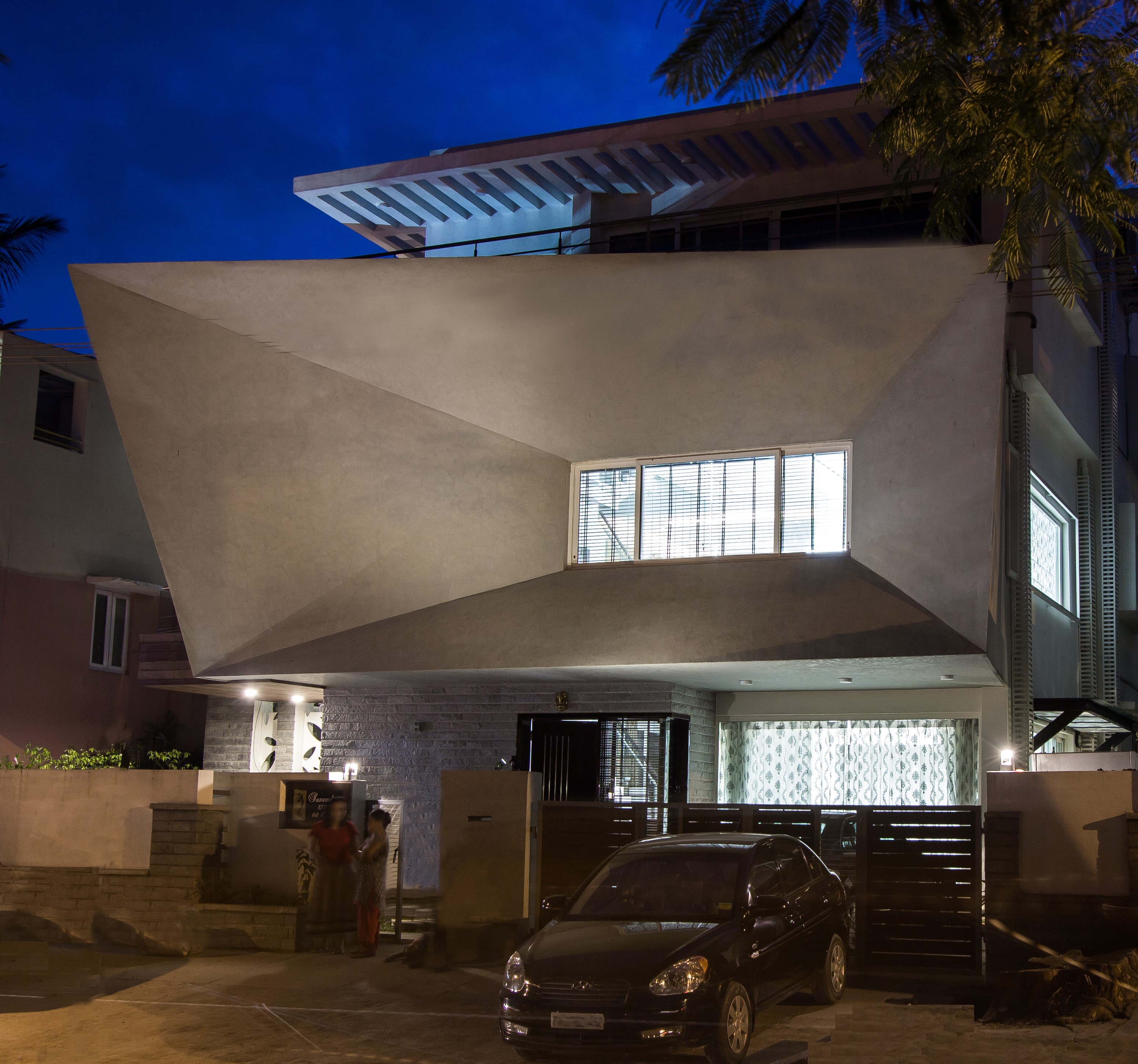 现代优雅的科拉曼加独立住宅设计-48