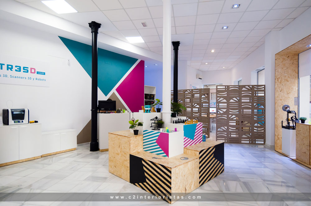 2017 年完成的 TR3SD 3D 打印机商店室内设计-3