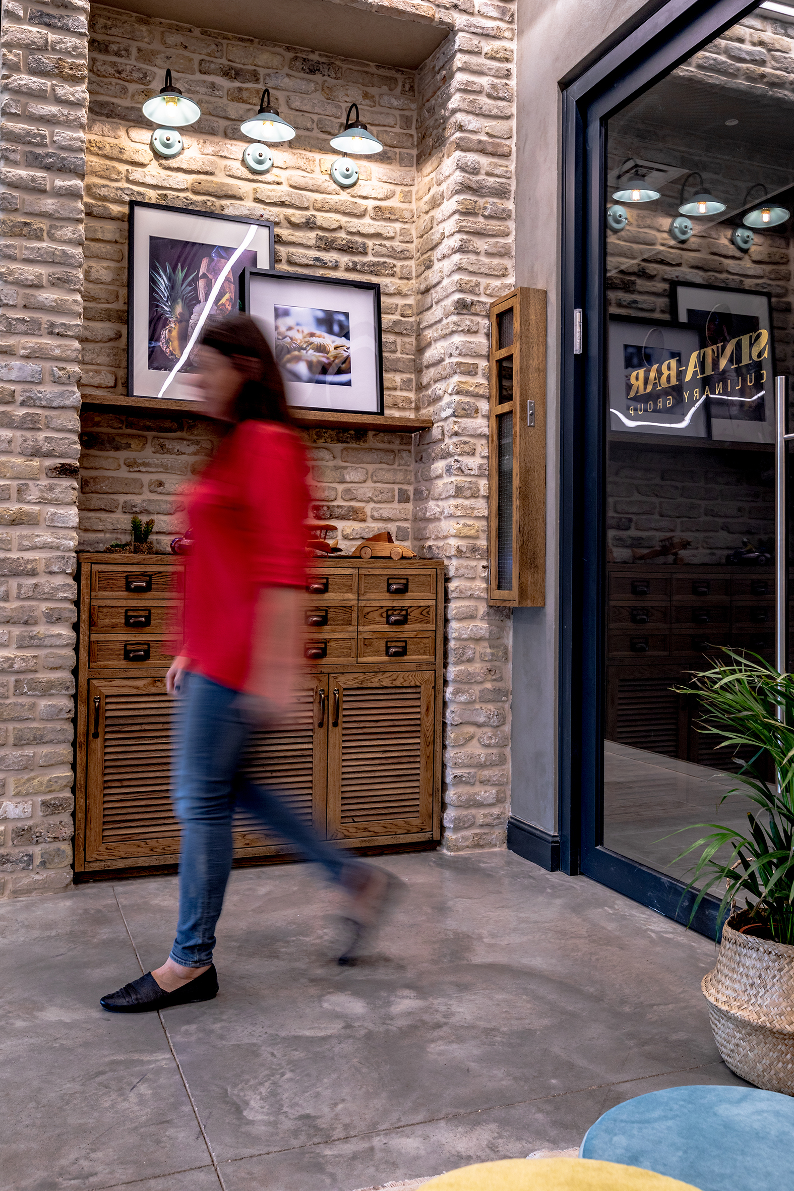 Sinta·Bar 集团总部-1