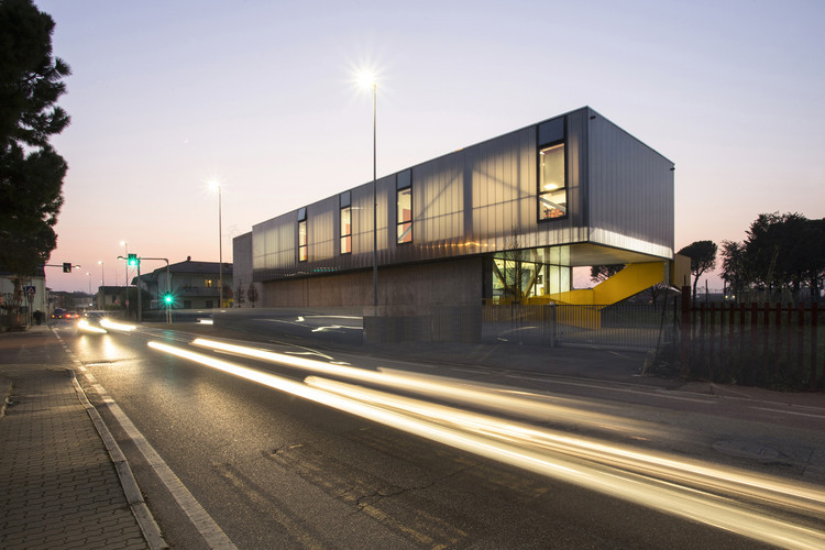 G·扎内拉小学翻新与扩建-2