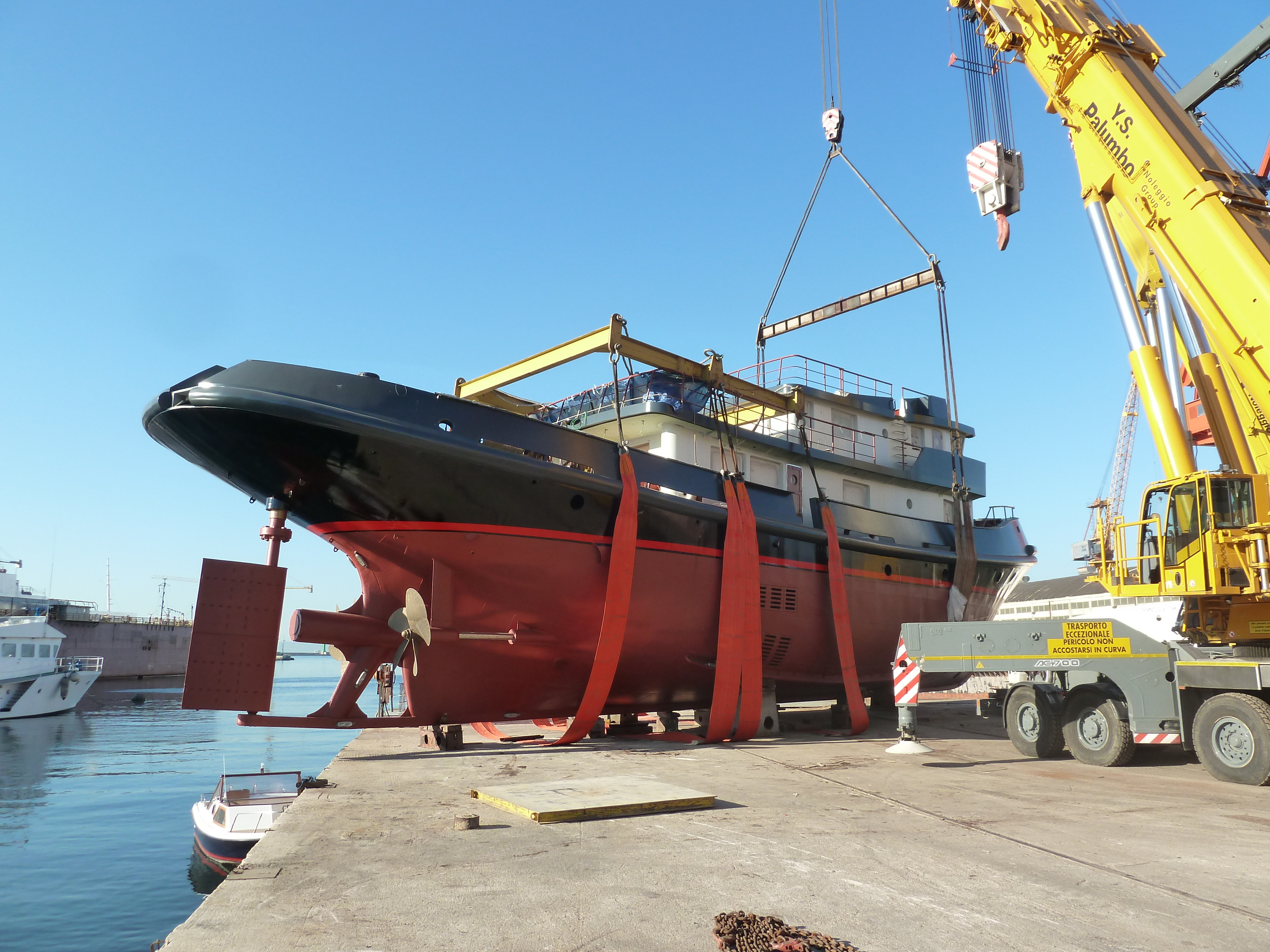 历史名船“VERVECE”翻新成豪华游艇-19