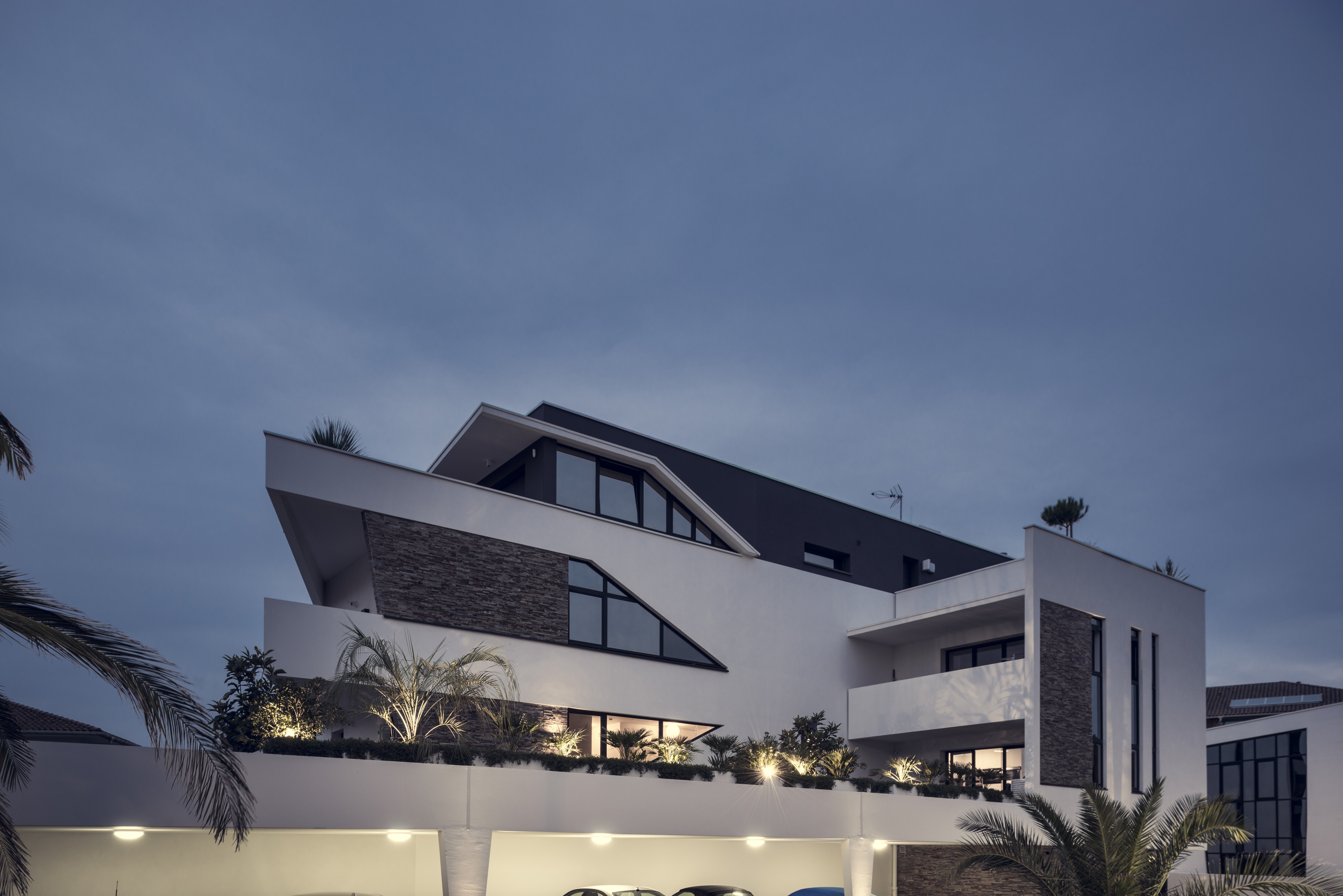 法国安吉特海滨公寓与办公建筑-5