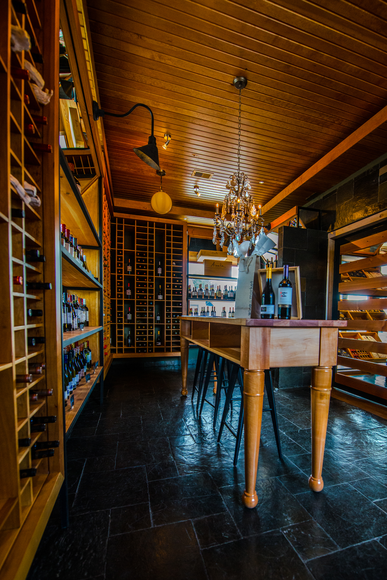 Wine Bar & Market Patagonia-8