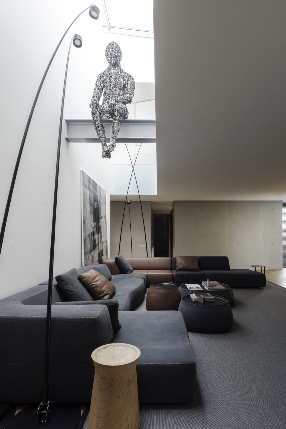 艺术之家 | 融入雕塑感的现代别墅设计-12